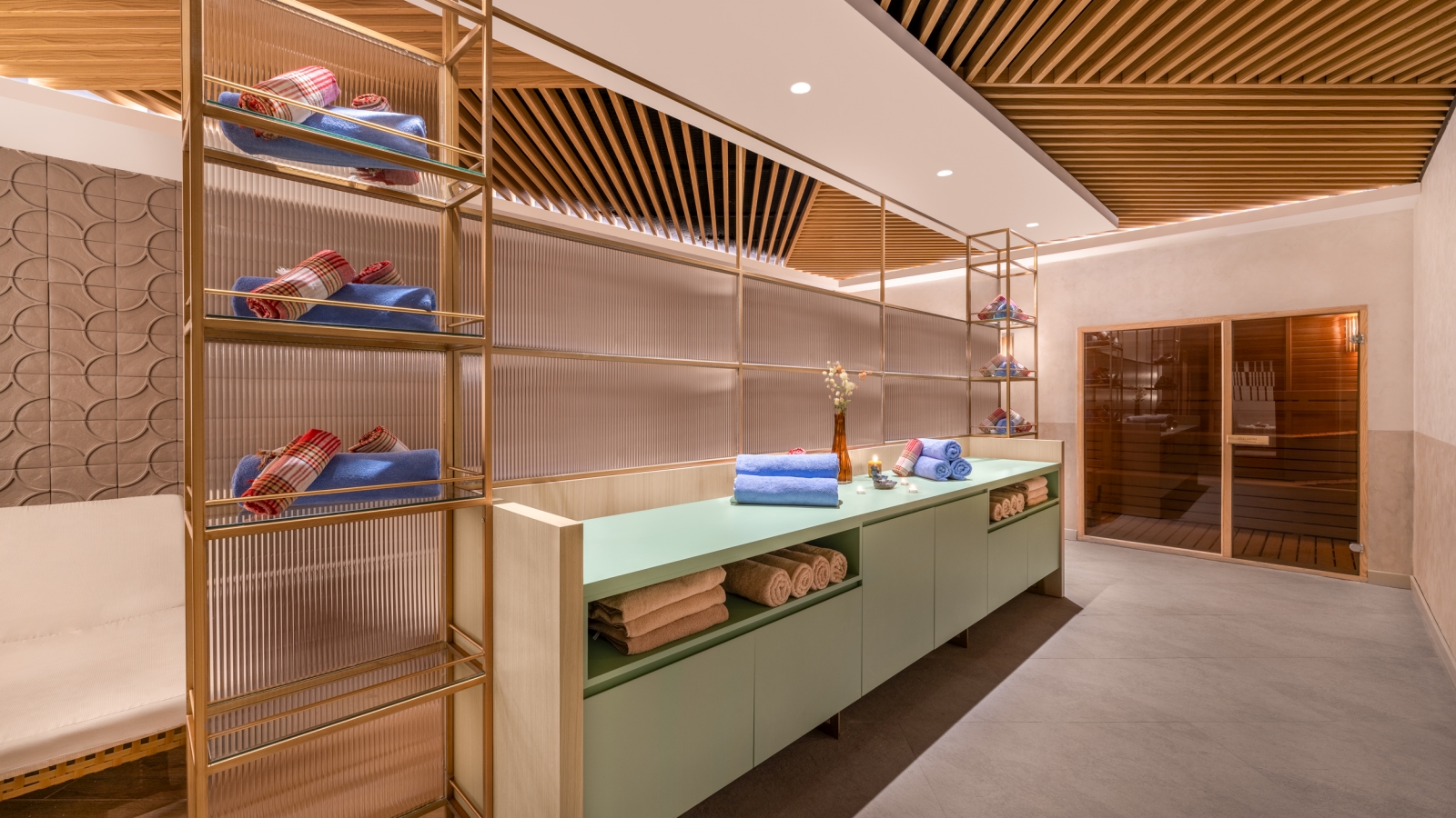 TRENDY PALM BEACH (Adults Only, 16+)
