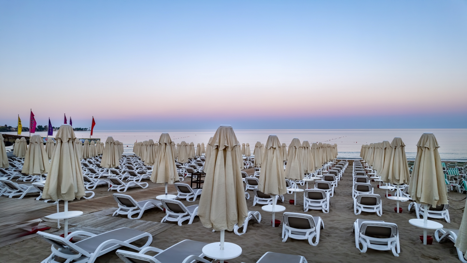 TRENDY SIDE BEACH (Adults Only, 16+)