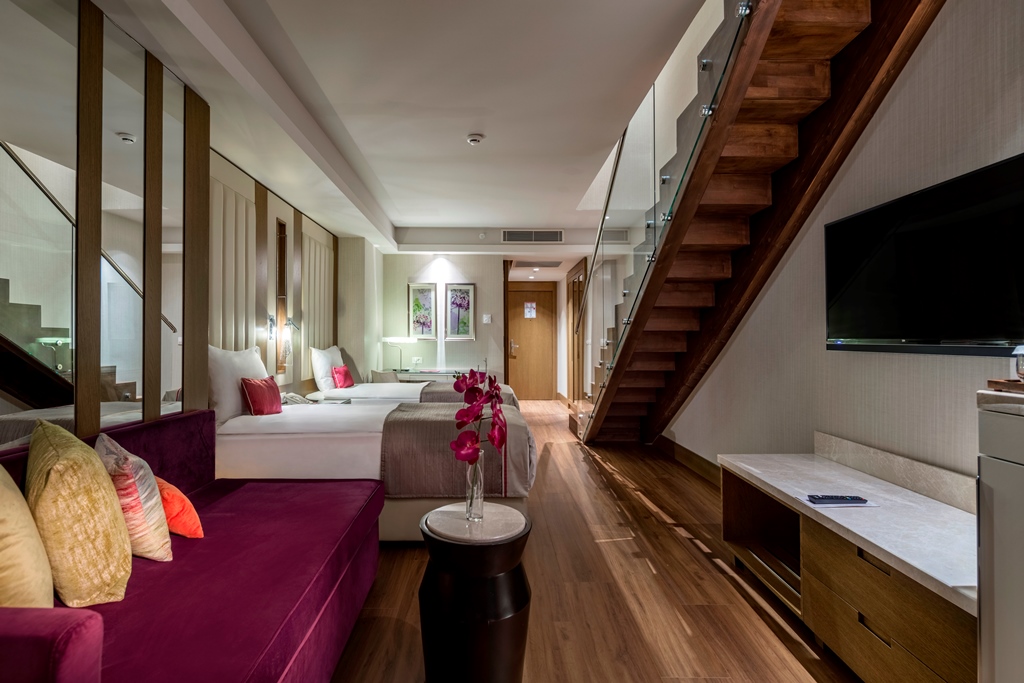 TRENDY LARA HOTEL