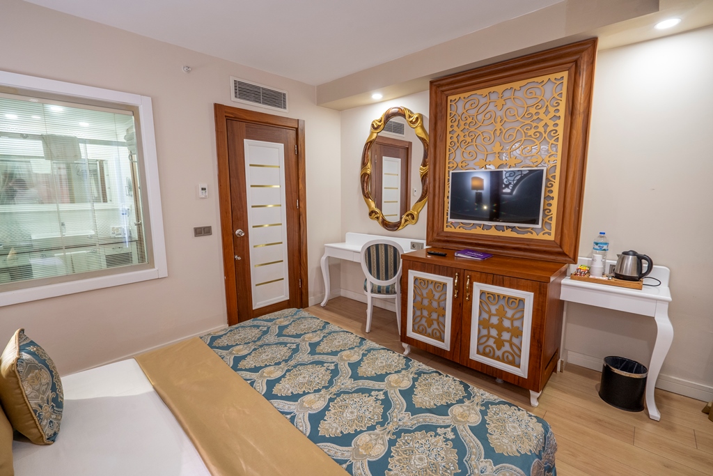 JADORE DELUXE HOTEL & SPA