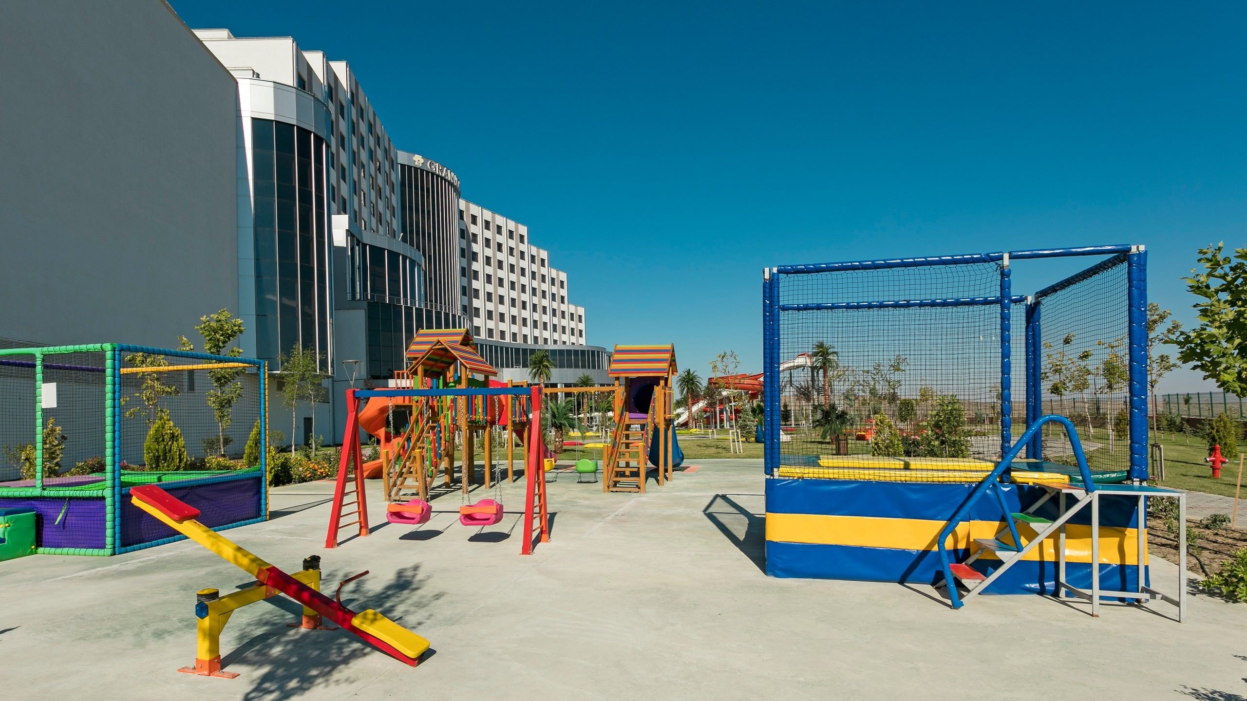 GRANNOS THERMAL HOTEL & CONVENTION CENTER