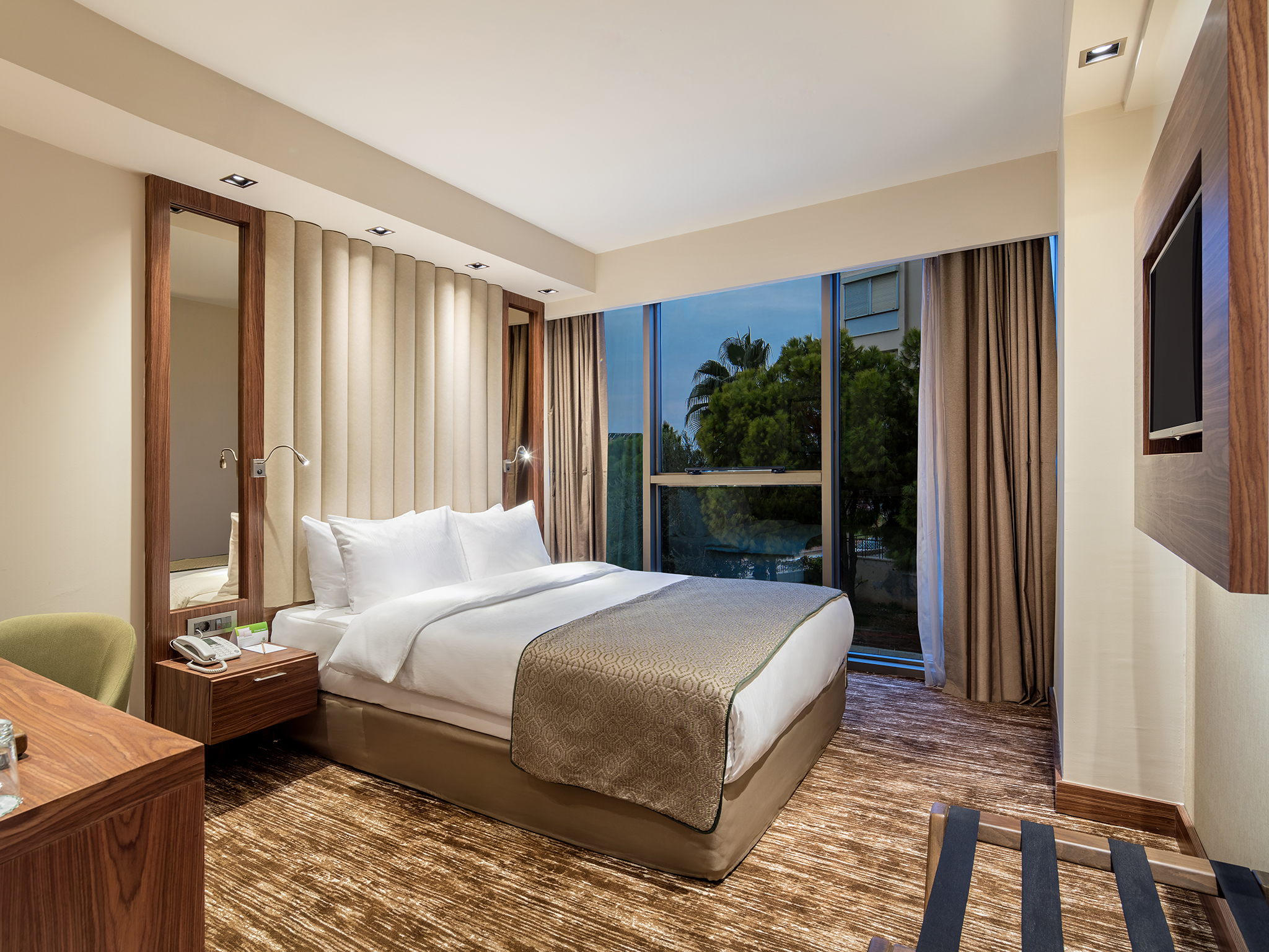 HOLIDAY INN ANTALYA LARA