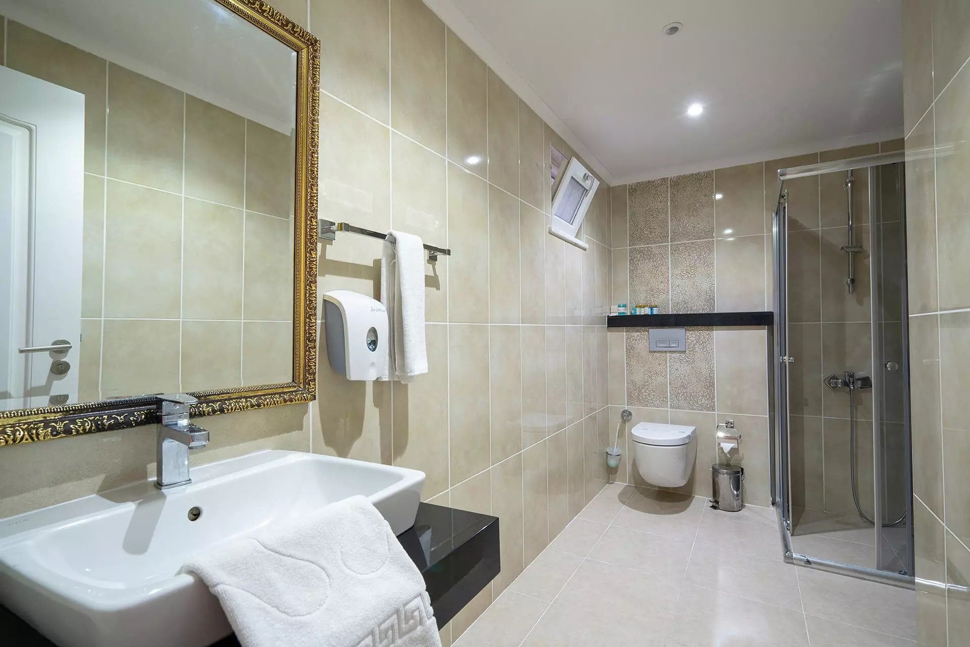 MODERN SARAYLAR HALAL HOTEL SPA