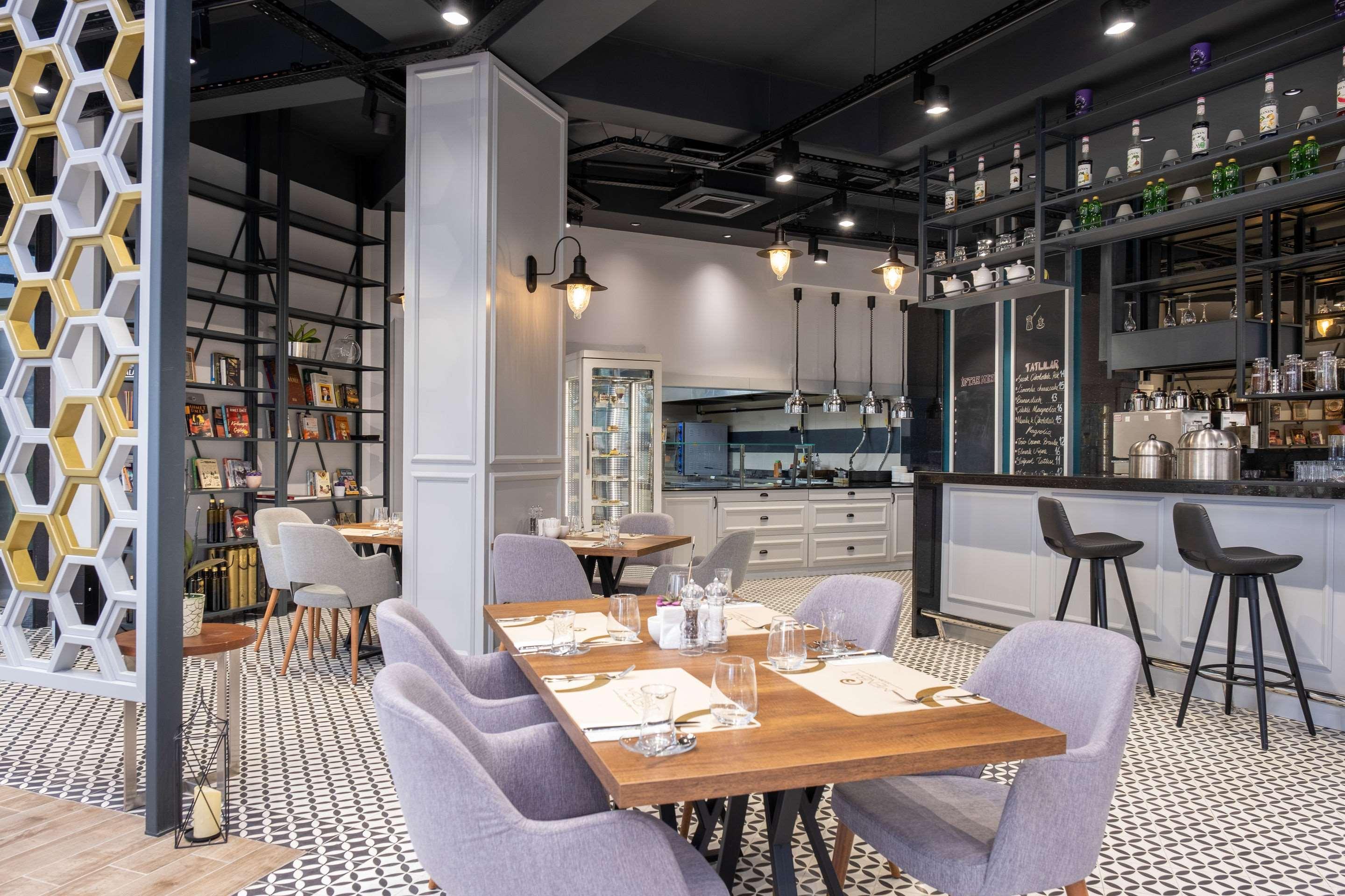 CLARION HOTEL GOLDEN HORN
