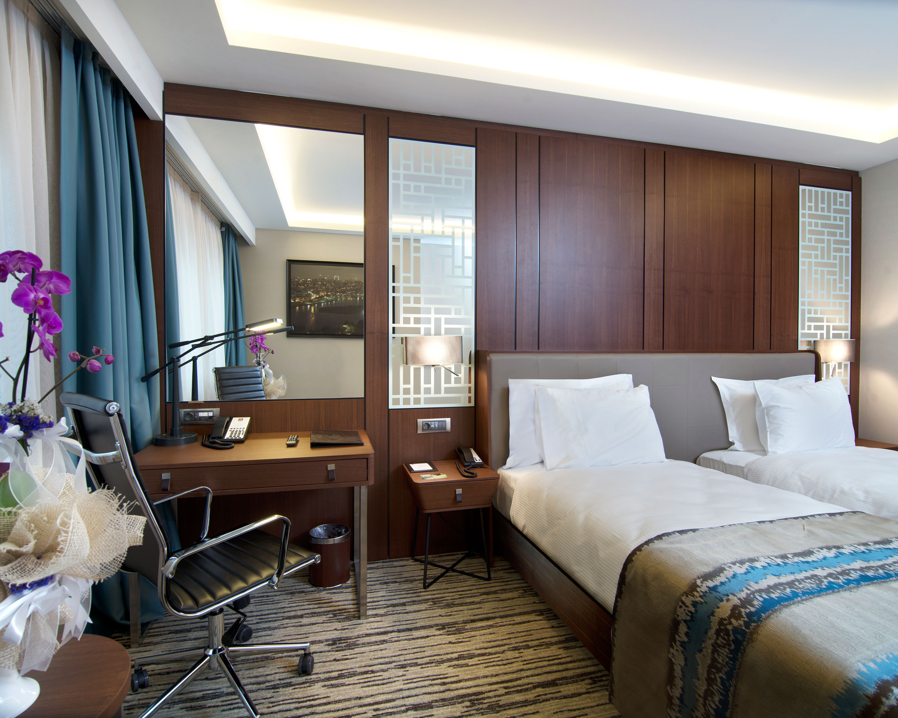 CLARION HOTEL GOLDEN HORN