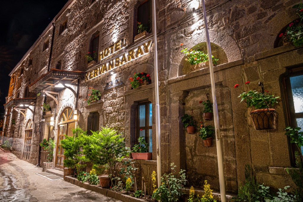 ASSOS KERVANSARAY HOTEL