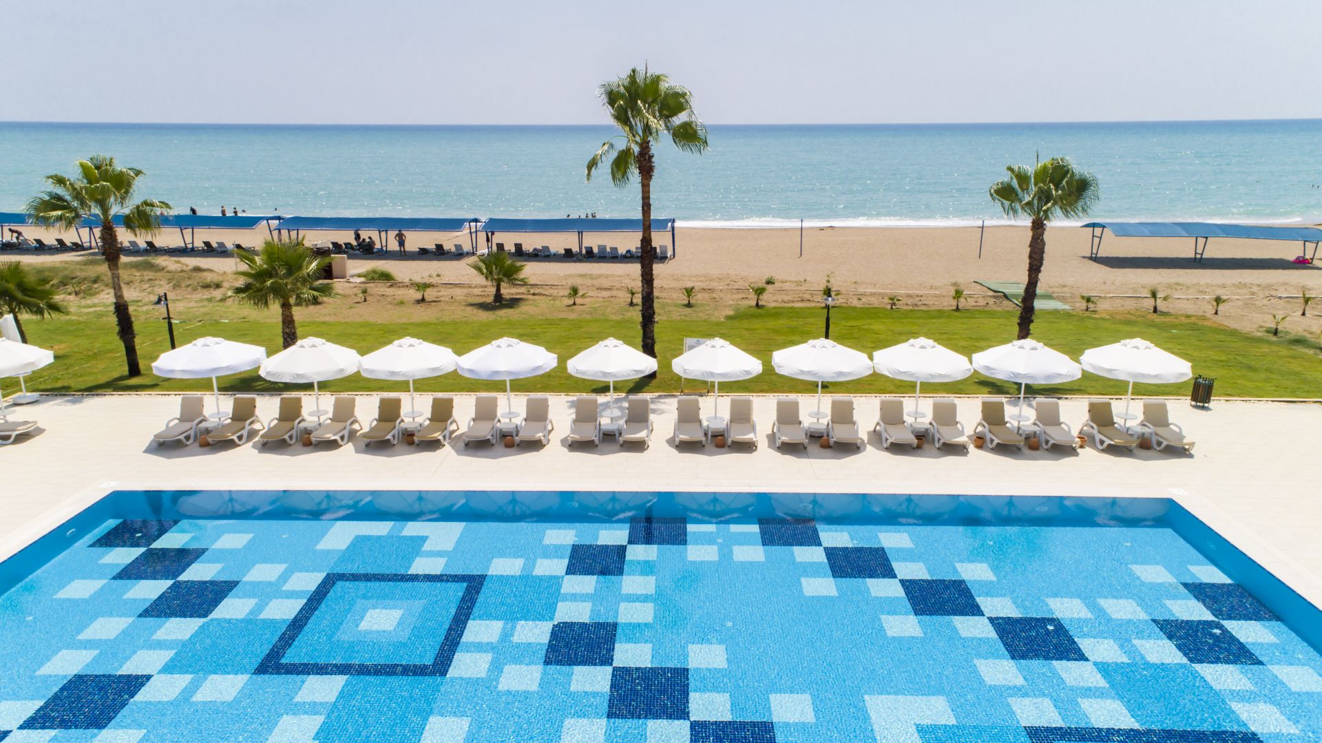 CRYSTAL BOUTIQUE BEACH RESORT