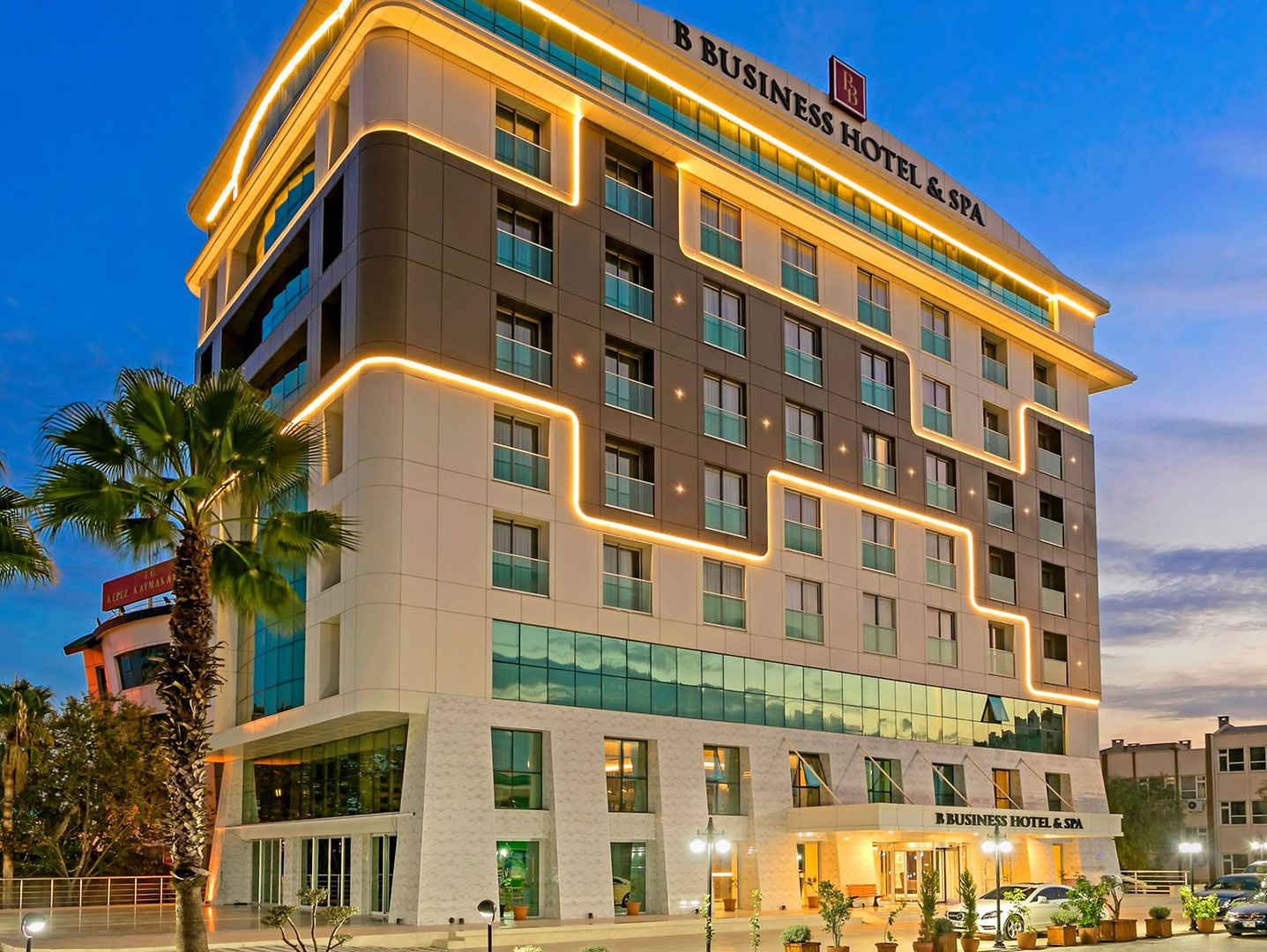 B BUSINESS HOTEL & SPA