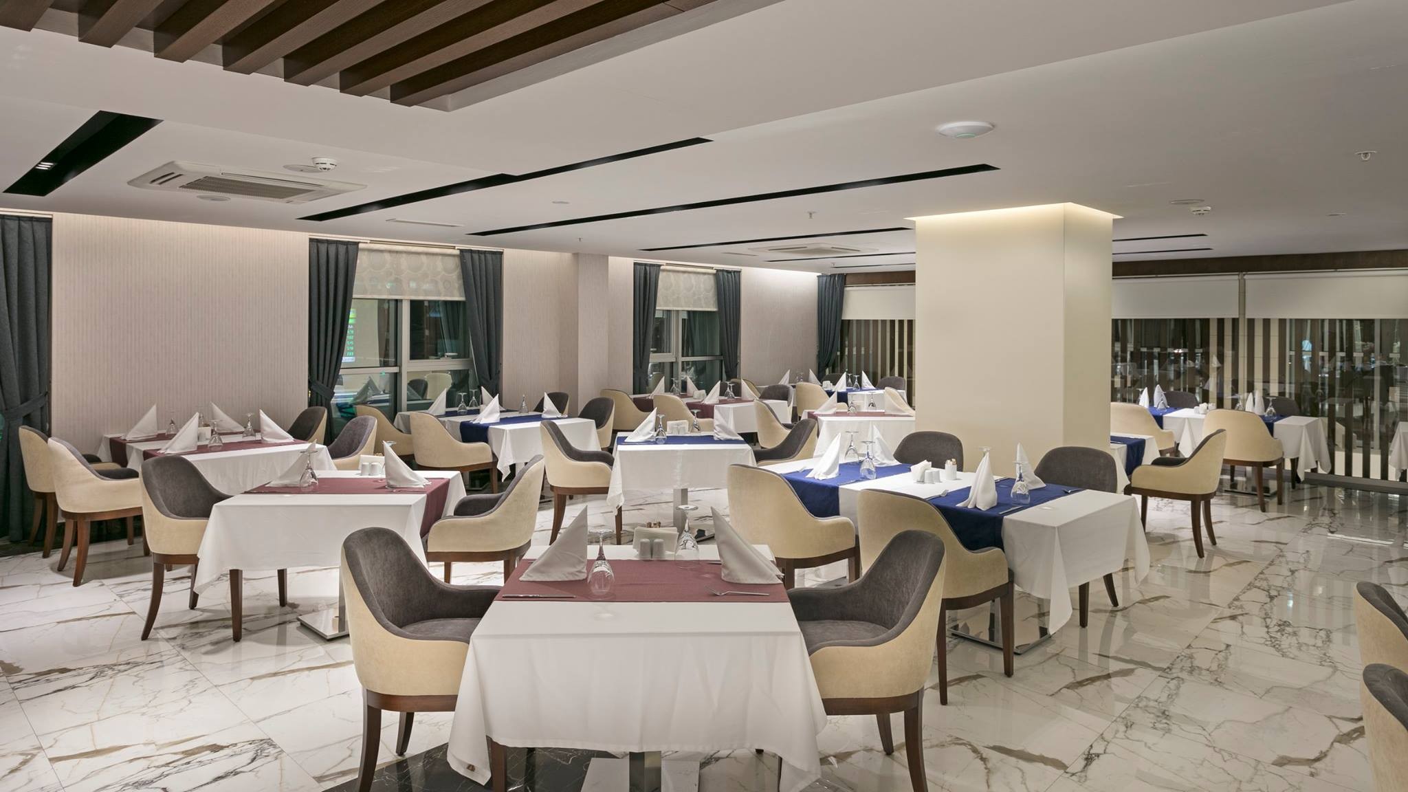 B BUSINESS HOTEL & SPA