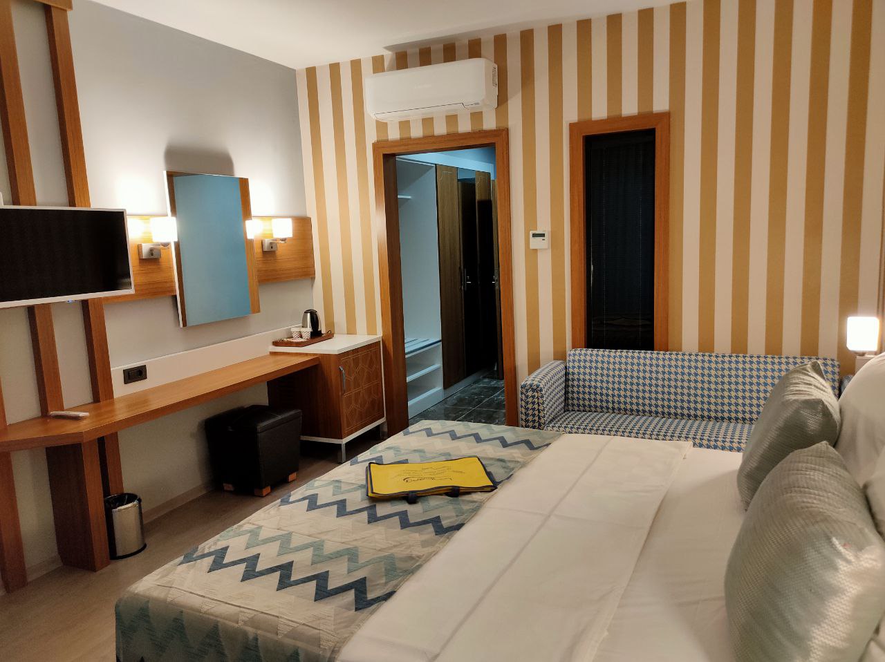 LONICERA PREMIUM HOTEL