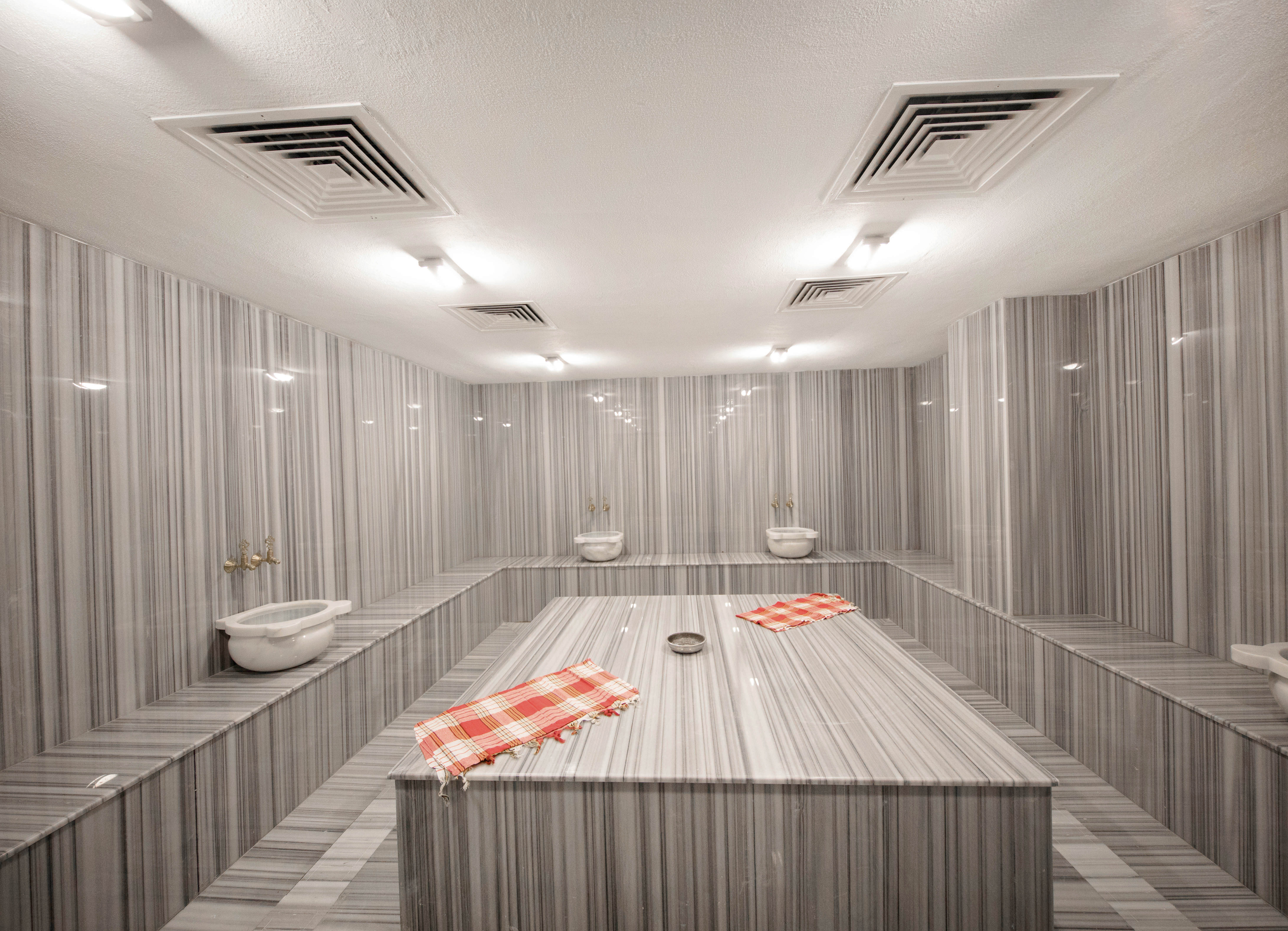 LAREN SEASIDE HOTEL & SPA