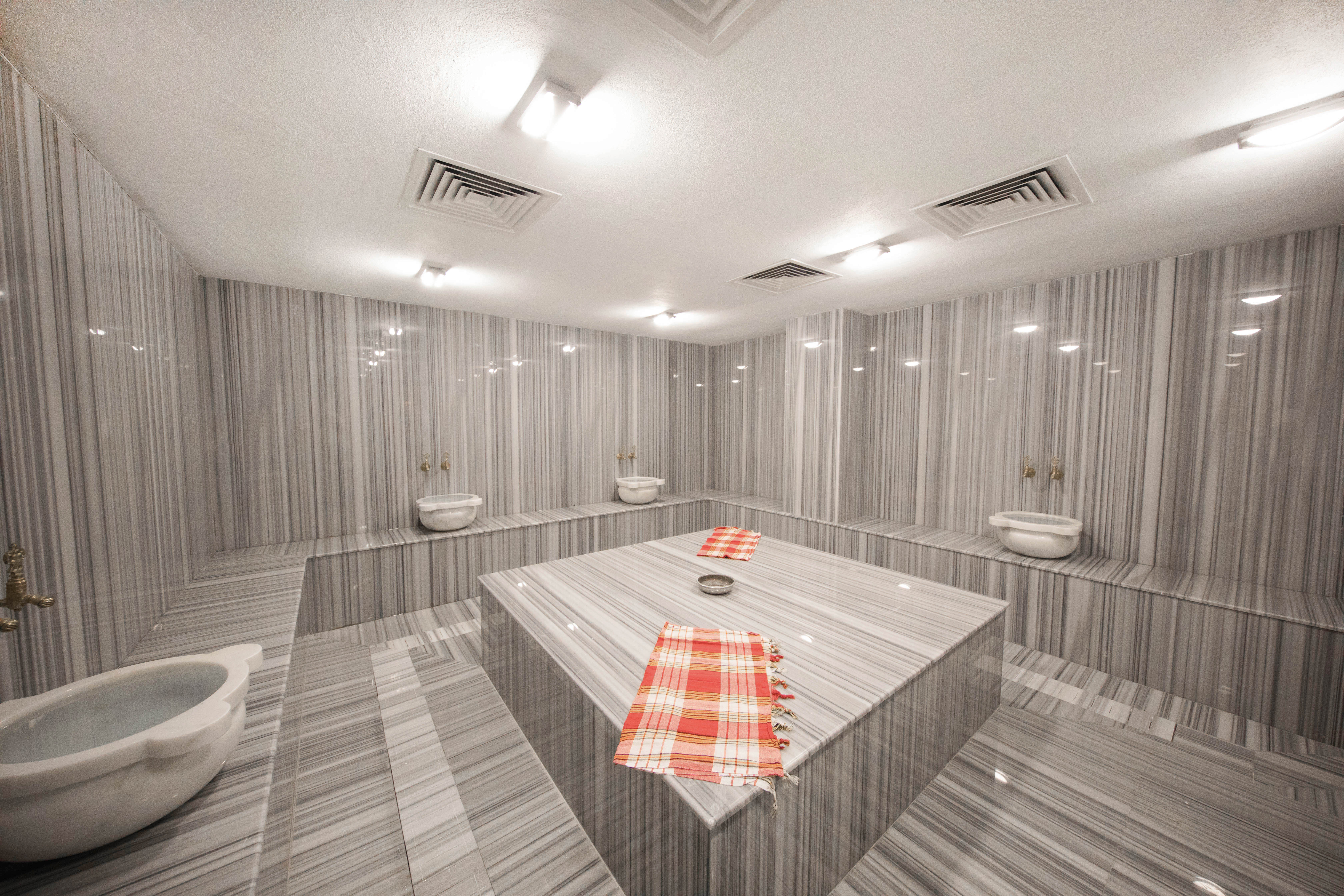 LAREN SEASIDE HOTEL & SPA