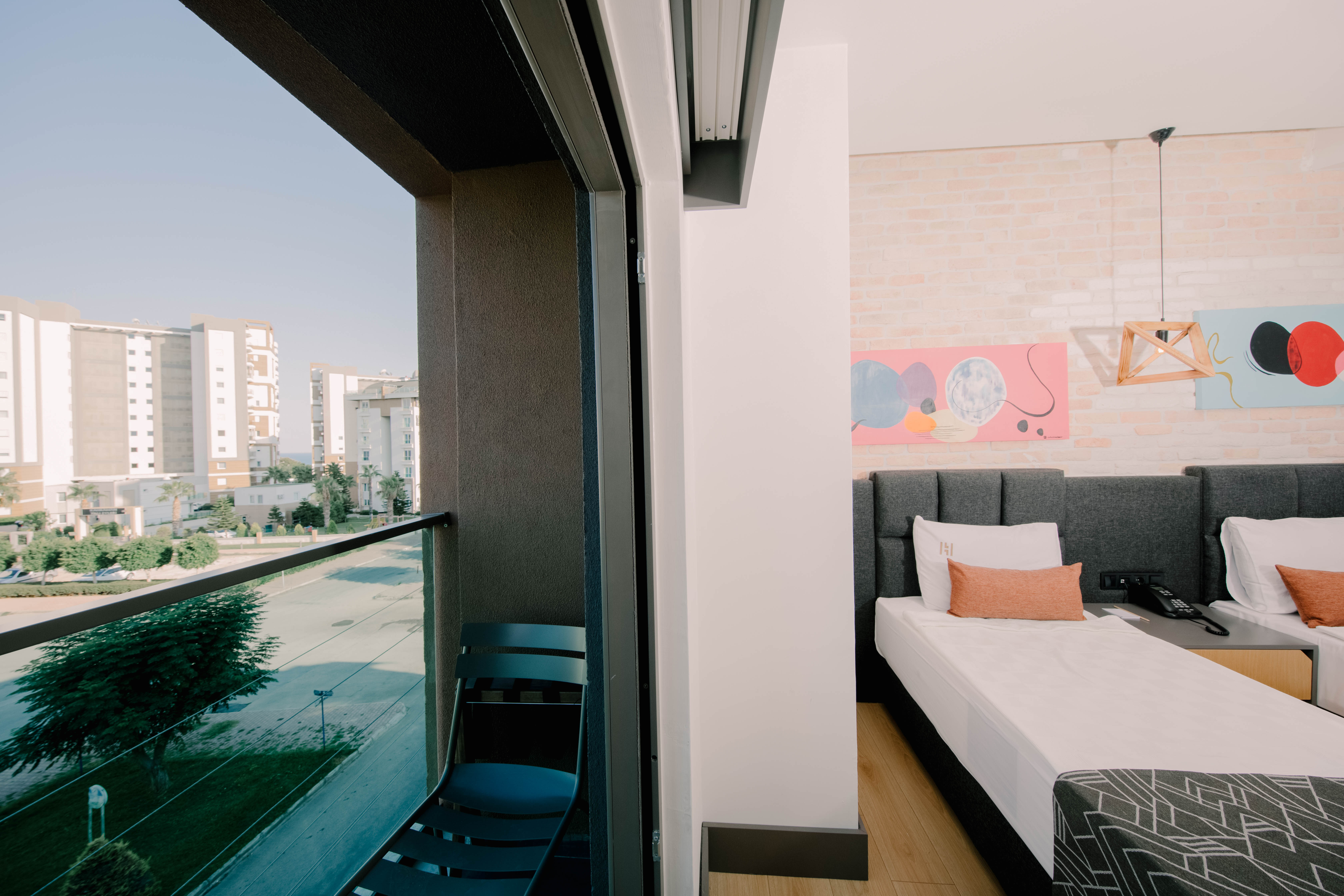 LAREN SEASIDE HOTEL & SPA