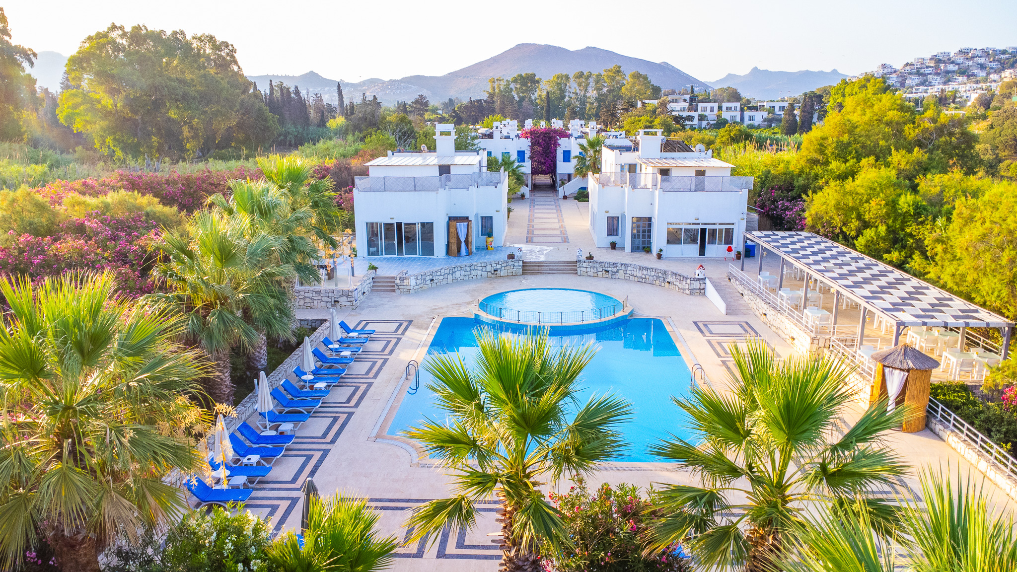 LADONIA HOTELS ZEMDA BOUTIQUE