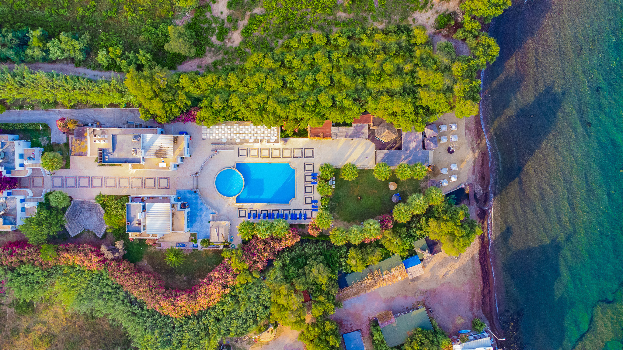 LADONIA HOTELS ZEMDA BOUTIQUE