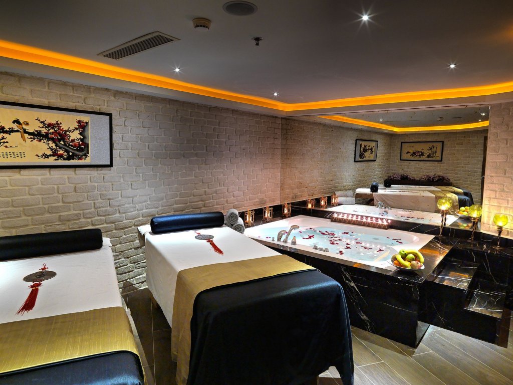 MERCURE ISTANBUL BOMONTI