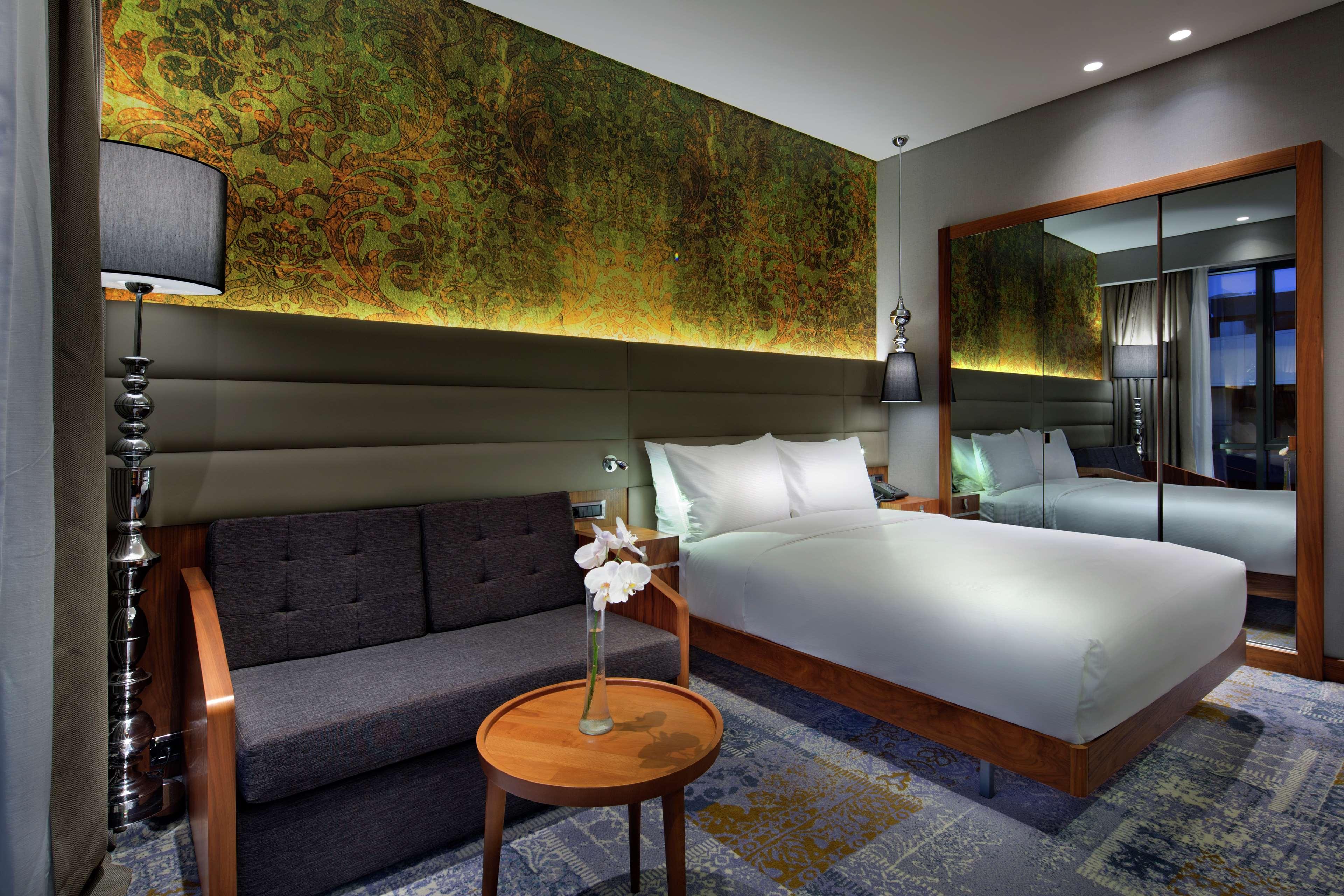 DOUBLETREE BY HILTON ISTANBUL PIYALEPASA
