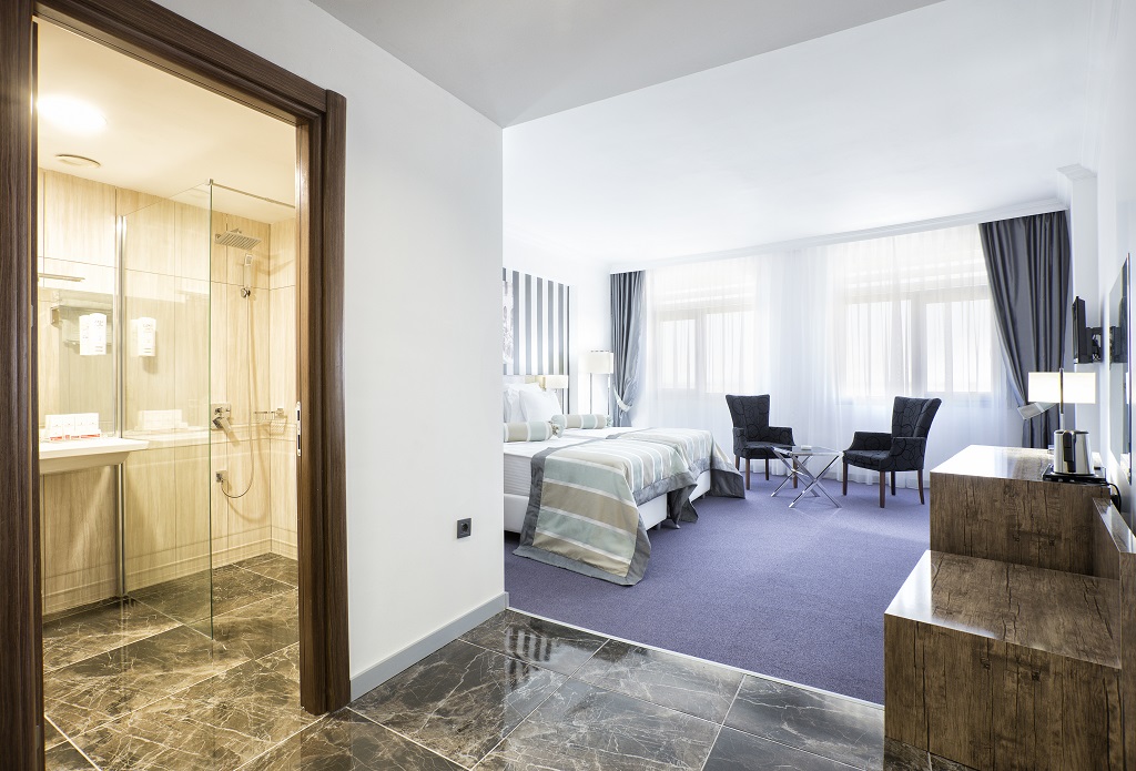 RAMADA HOTEL AND SUITES BY WYNDHAM EDIRNE