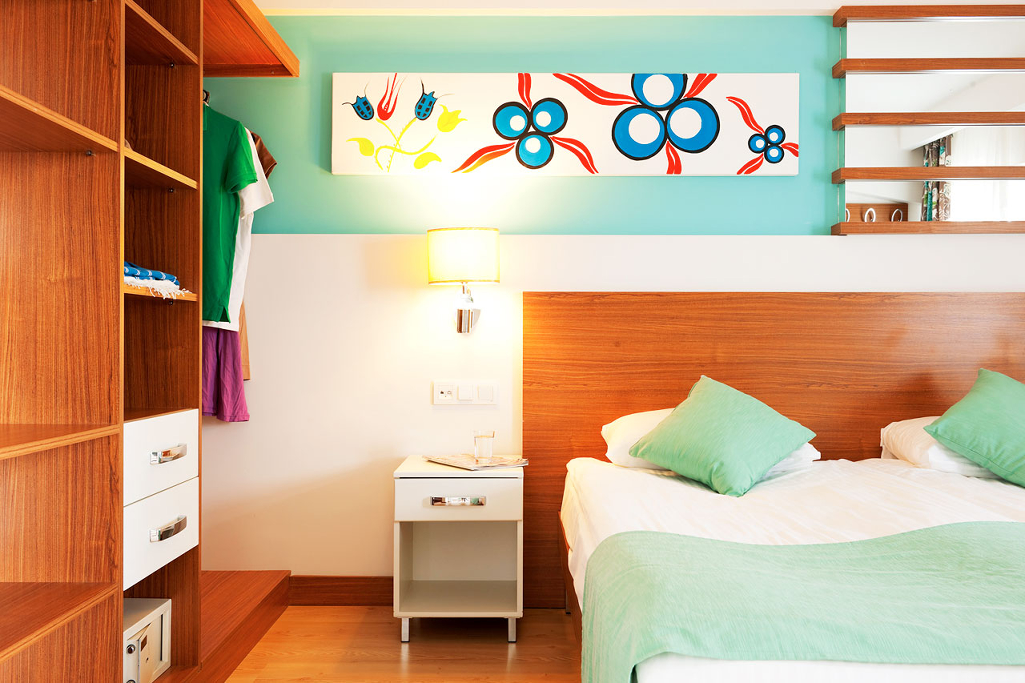 SIDE RESORT HOTEL