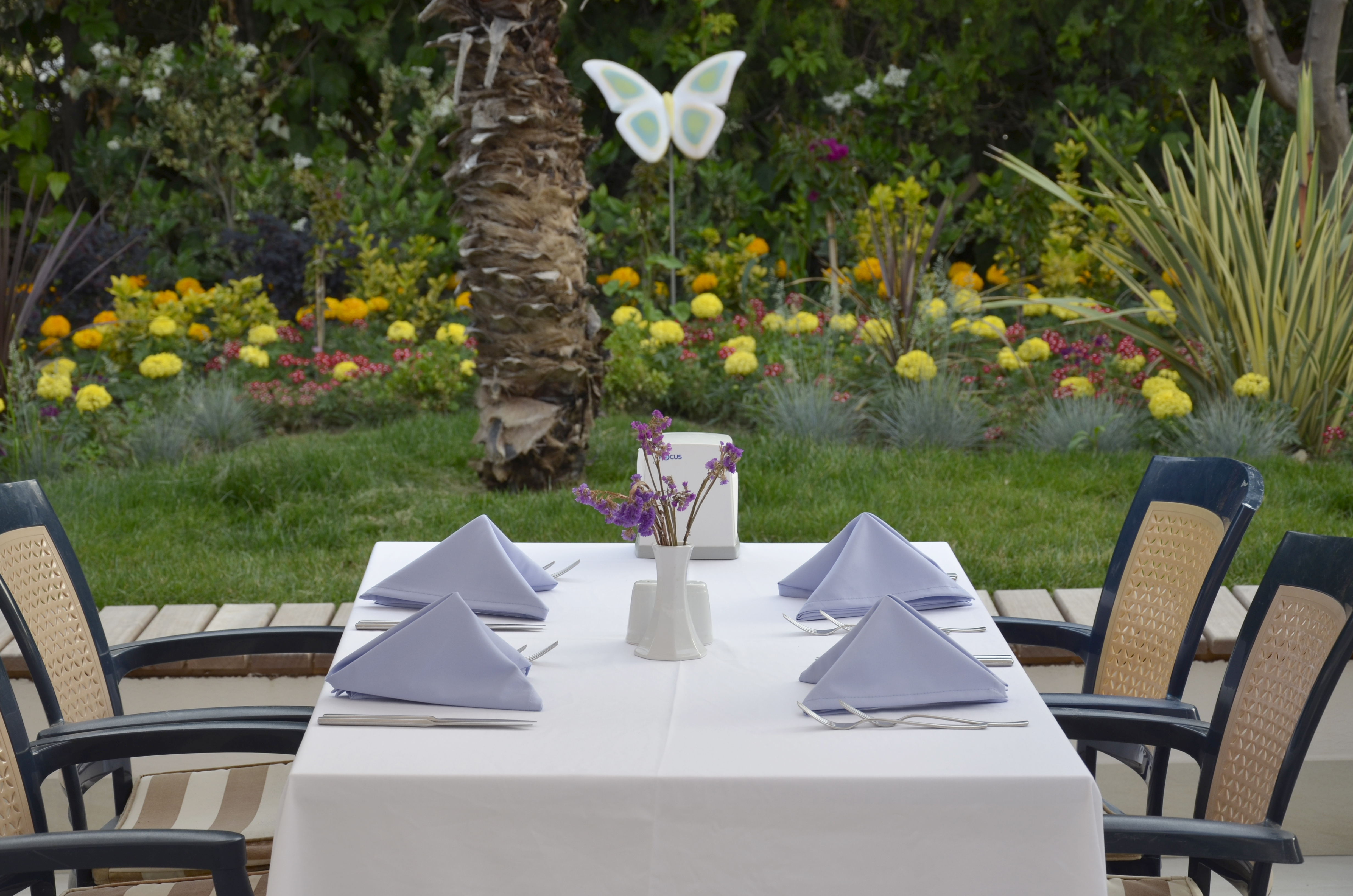 SIDE RESORT HOTEL