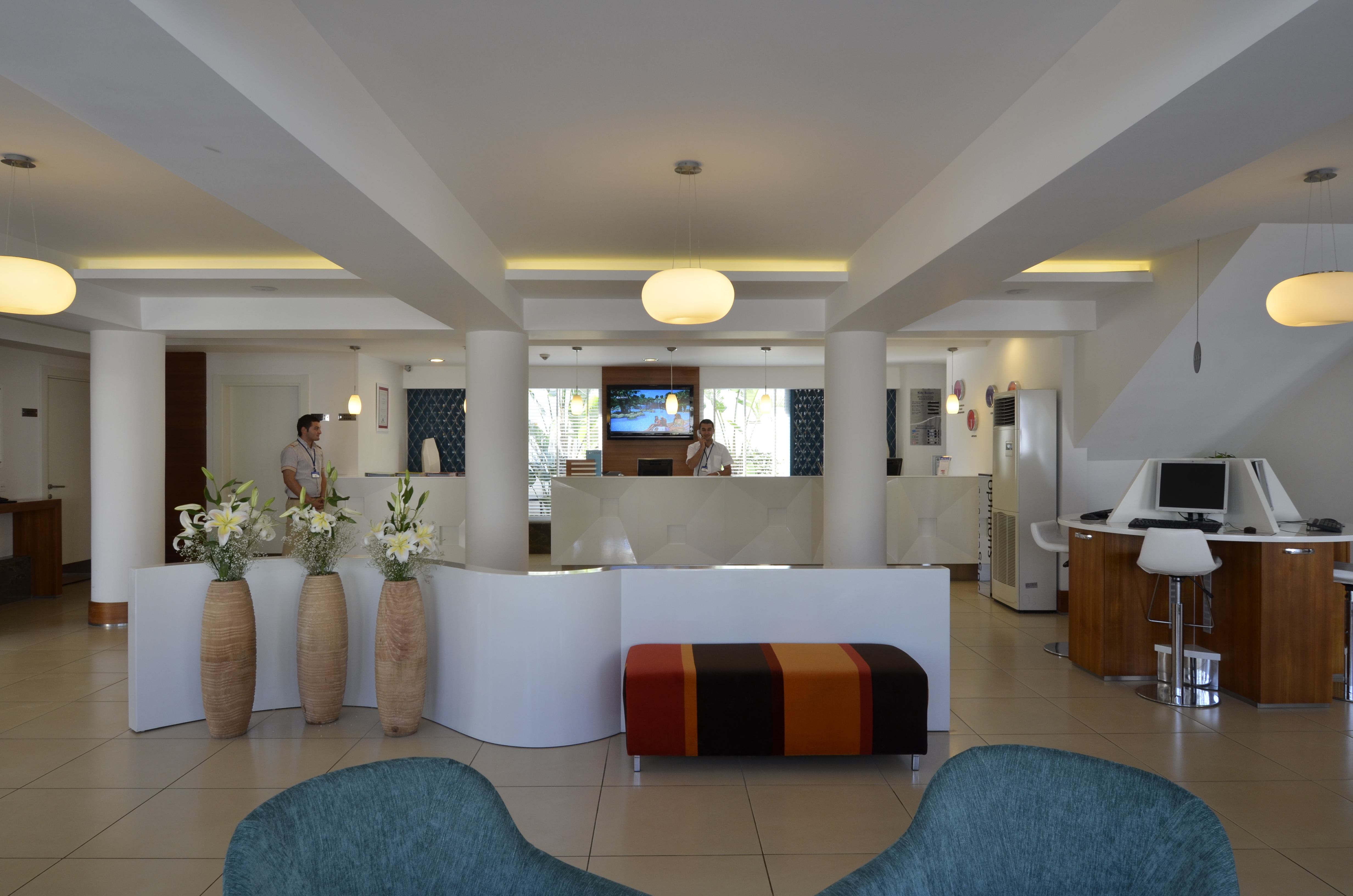 SIDE RESORT HOTEL