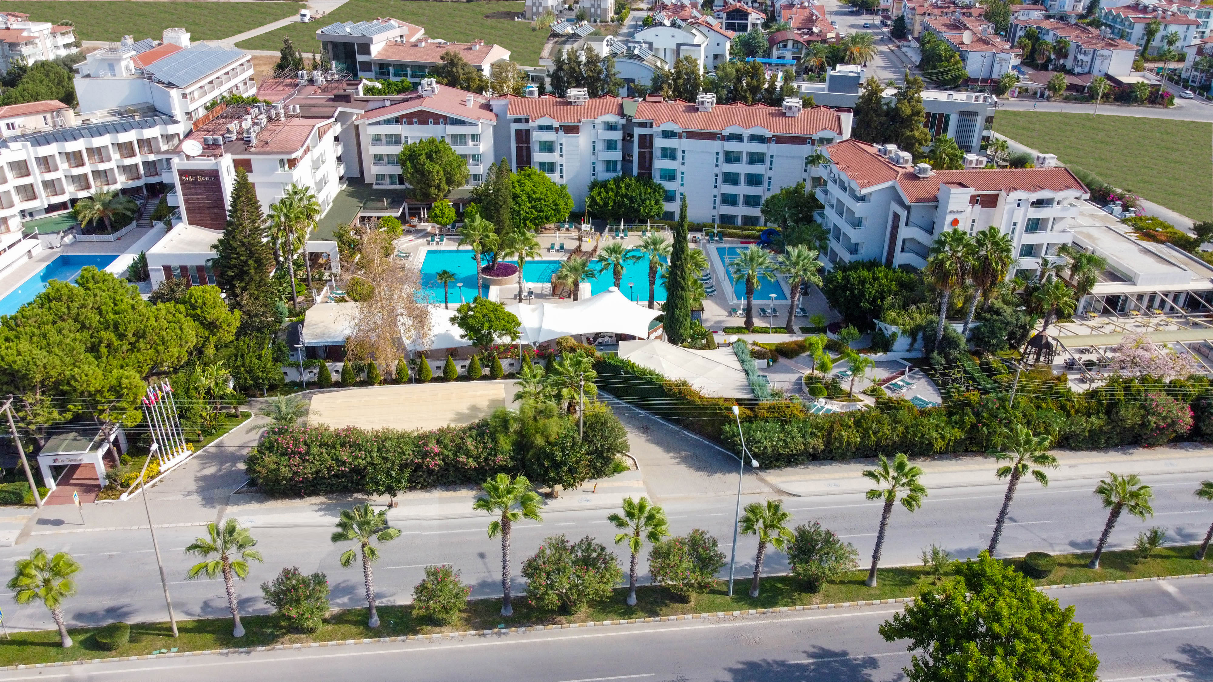 SIDE RESORT HOTEL
