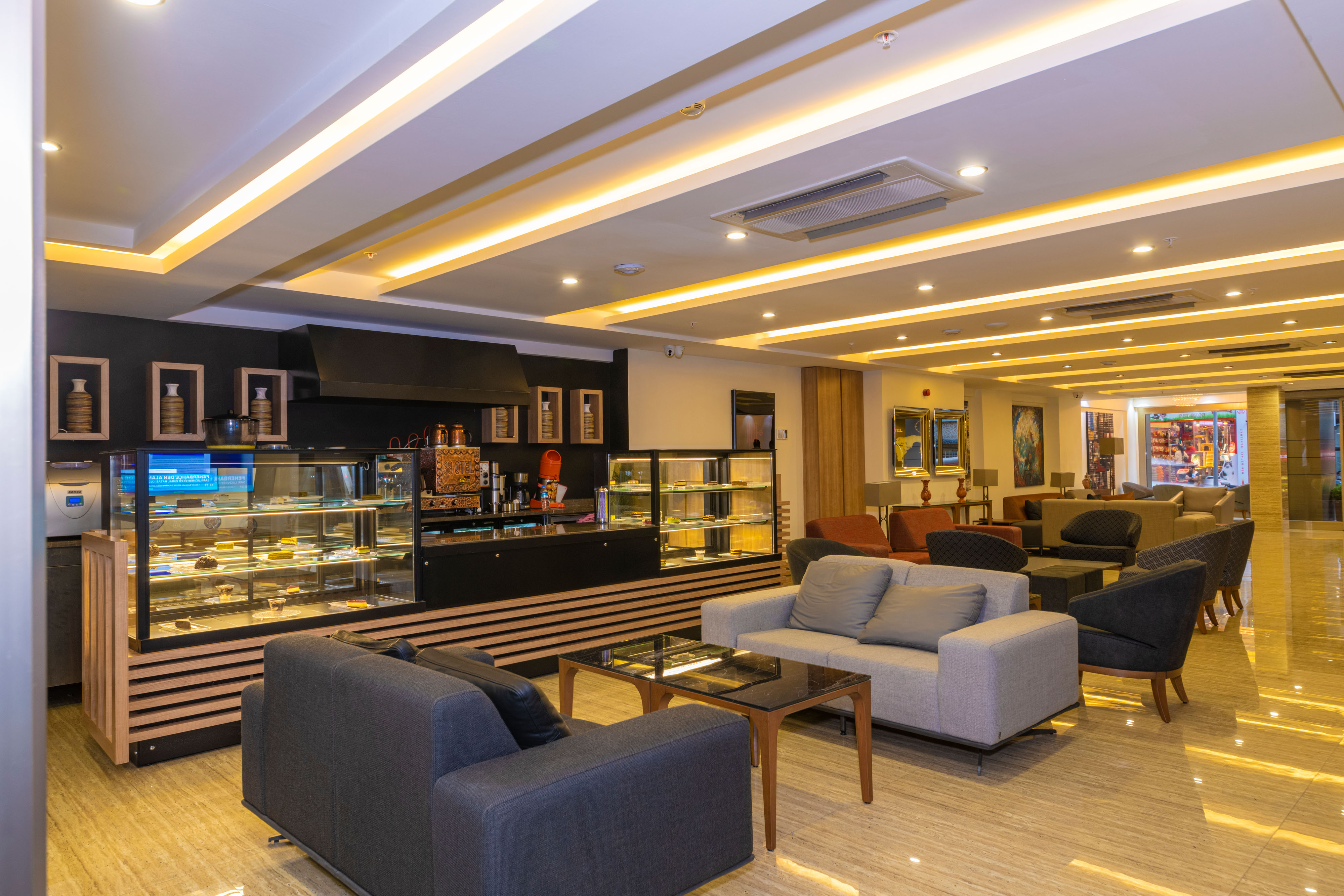 38 HOTEL