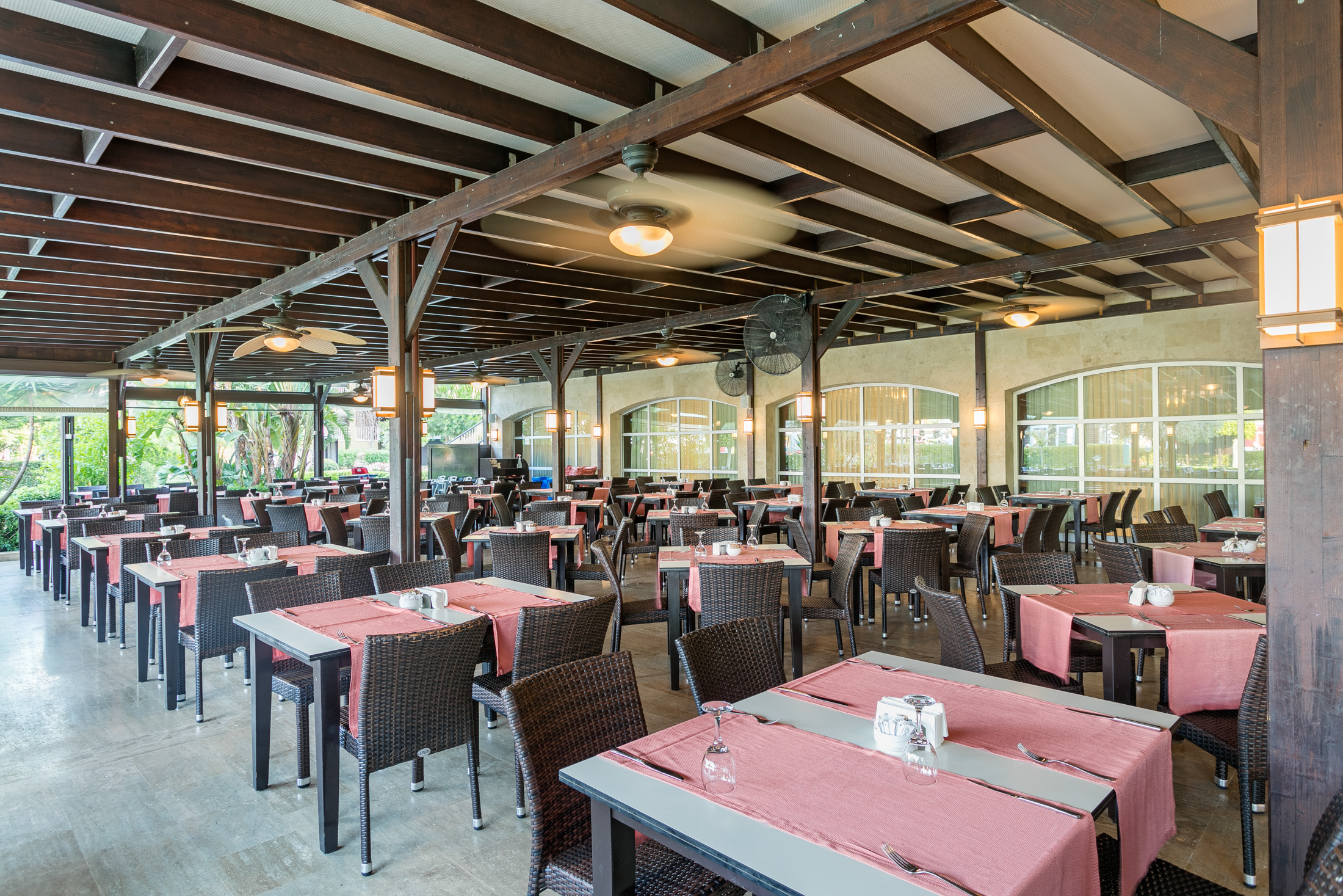 OTIUM FAMILY ECO CLUB