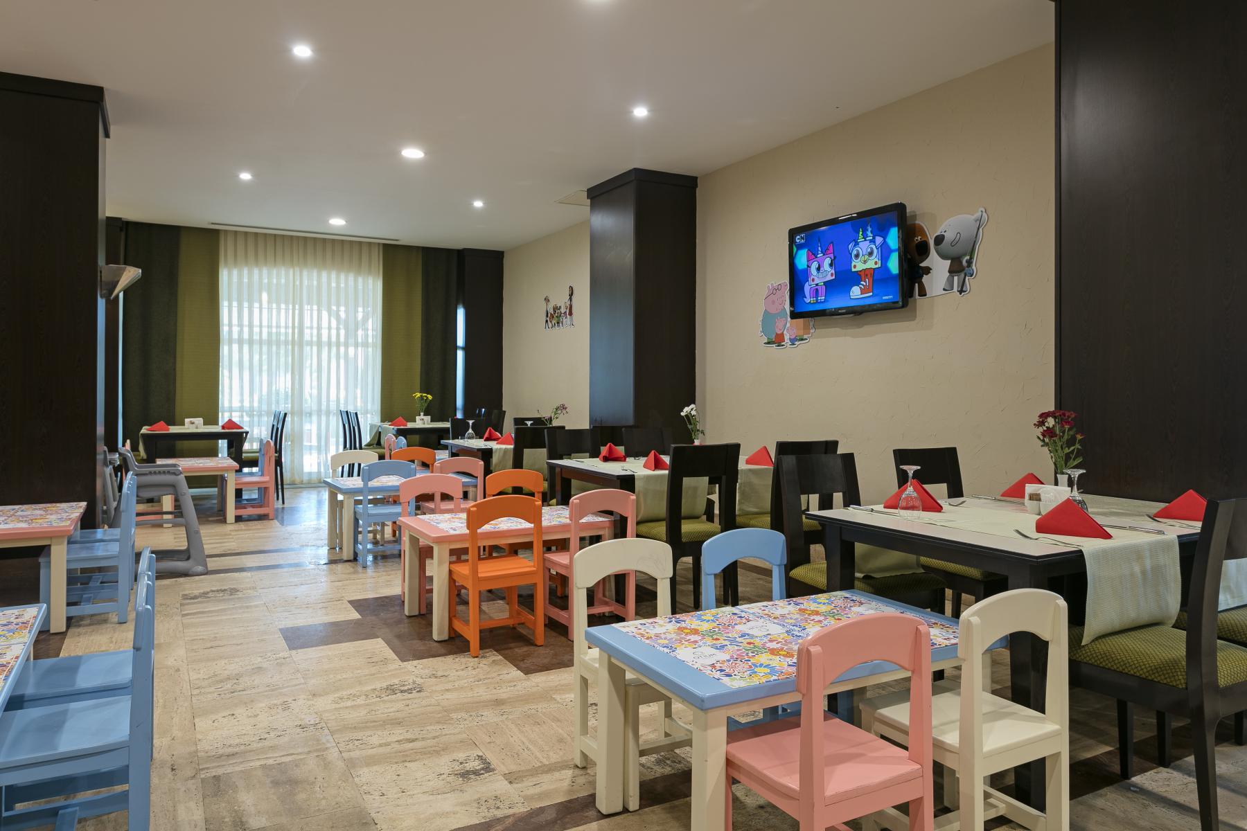OTIUM FAMILY ECO CLUB