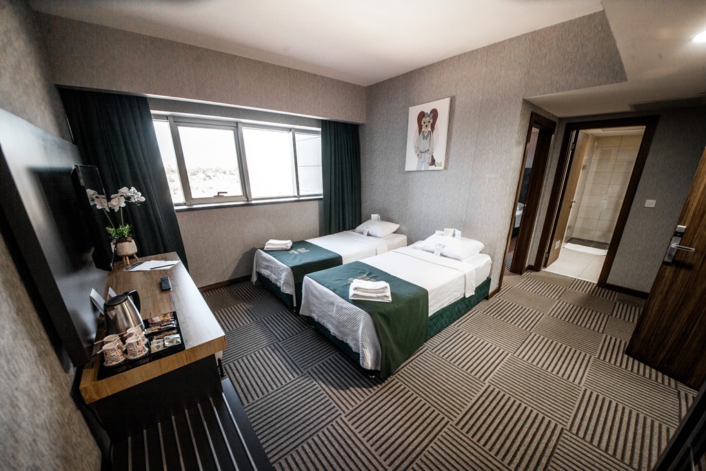 THE EMAR HOTEL