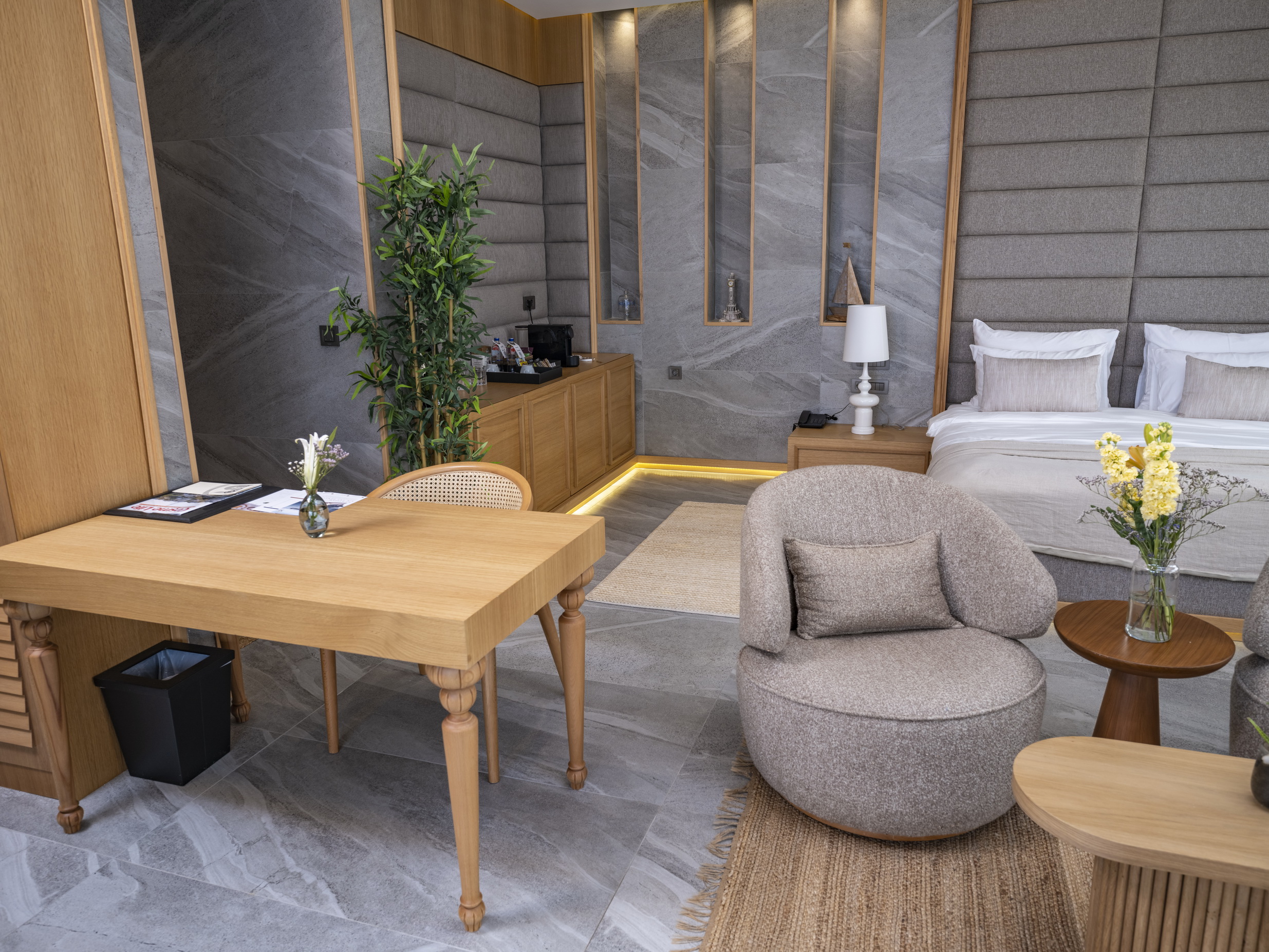SAREZYA LUXURY BOUTIQUE HOTEL