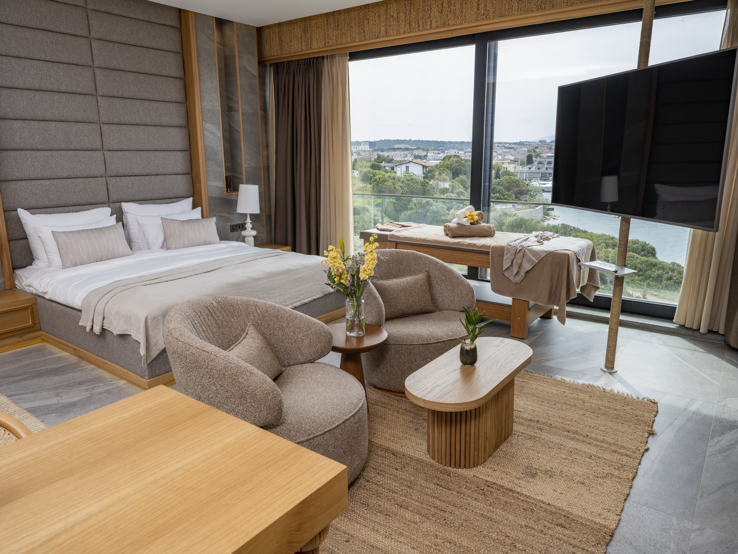 SAREZYA LUXURY BOUTIQUE HOTEL