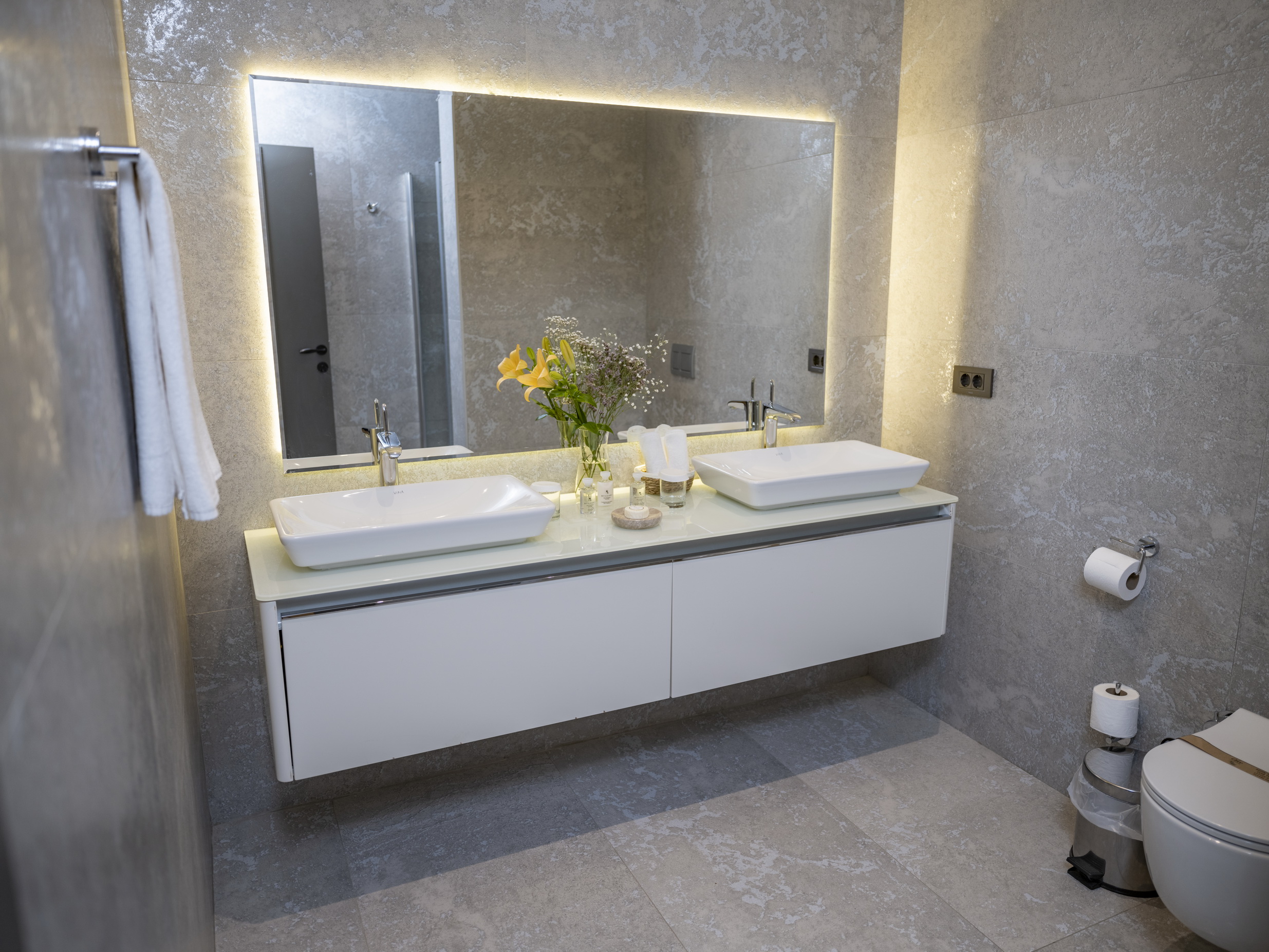 SAREZYA LUXURY BOUTIQUE HOTEL