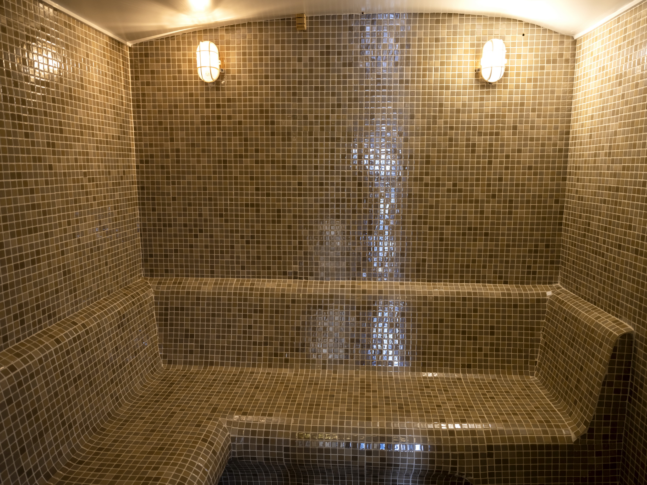 SAREZYA LUXURY BOUTIQUE HOTEL