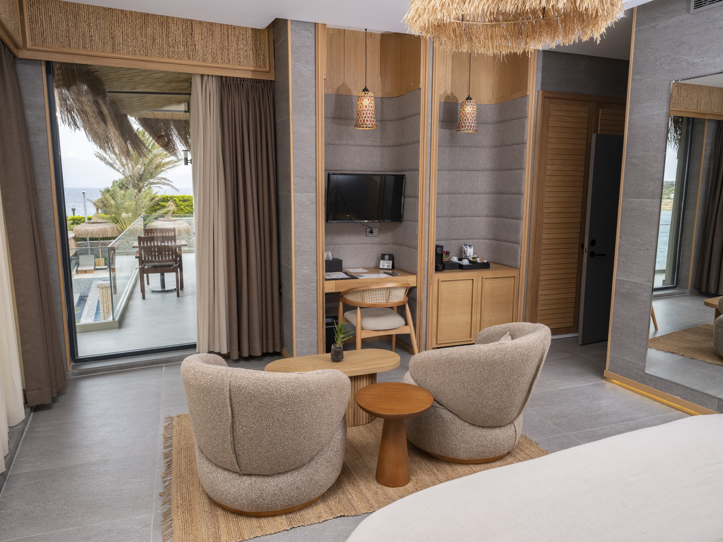 SAREZYA LUXURY BOUTIQUE HOTEL