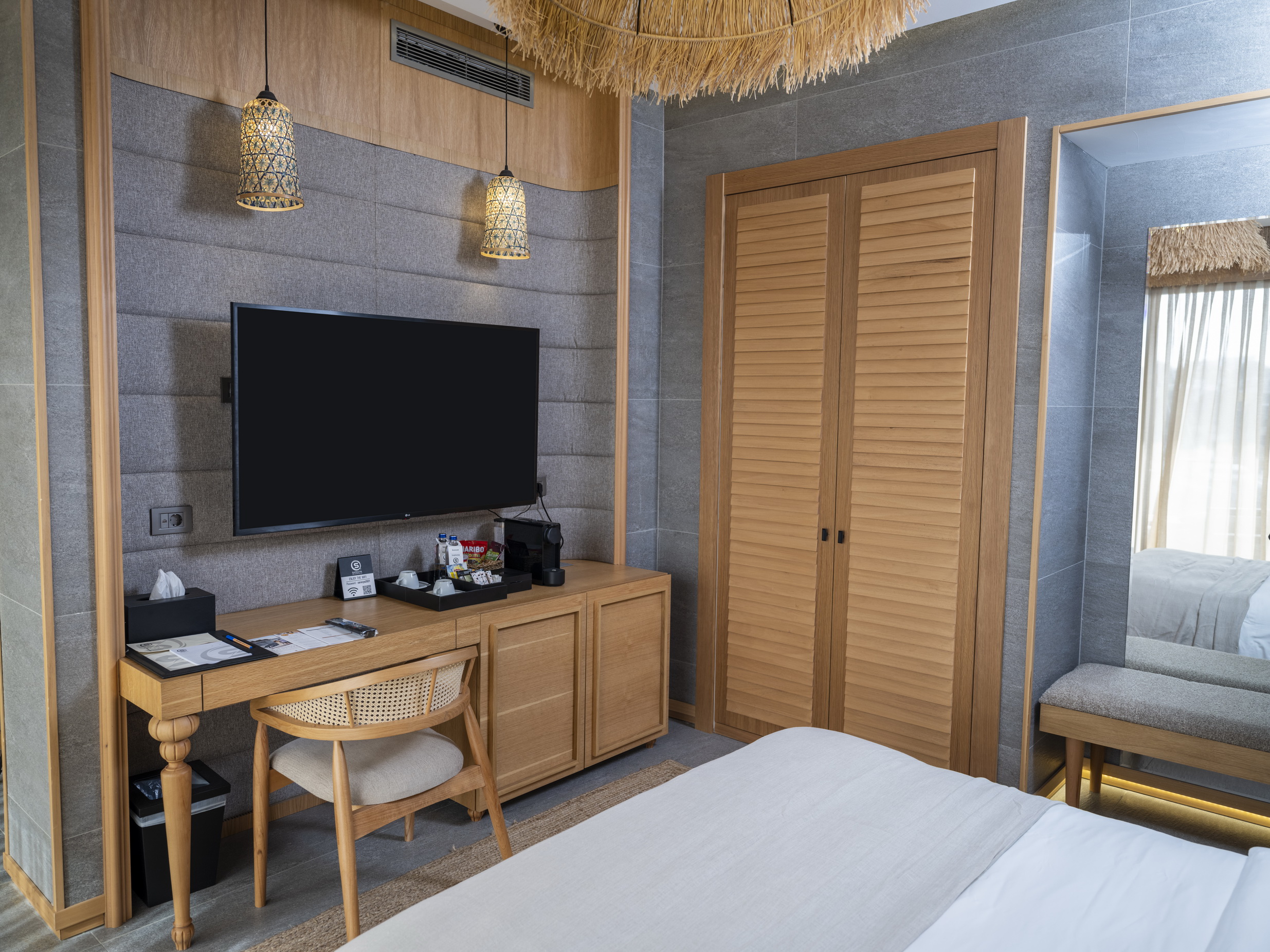 SAREZYA LUXURY BOUTIQUE HOTEL