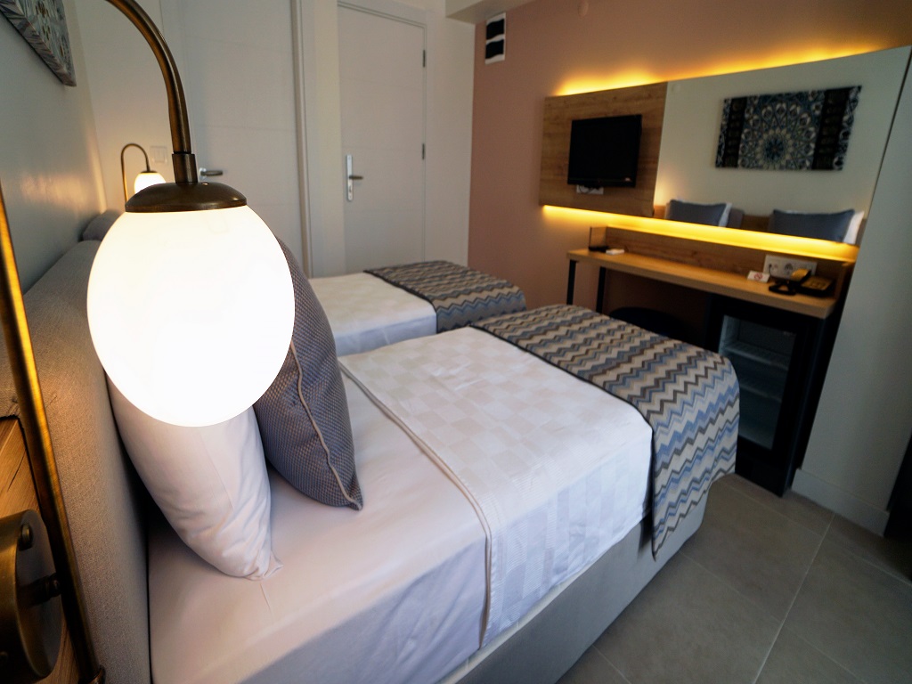 GUMULDUR SPILOS HOTEL