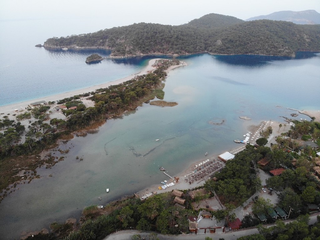 GREEN PINE BEACH & BUNGALOWS LUXURY CONSEPT