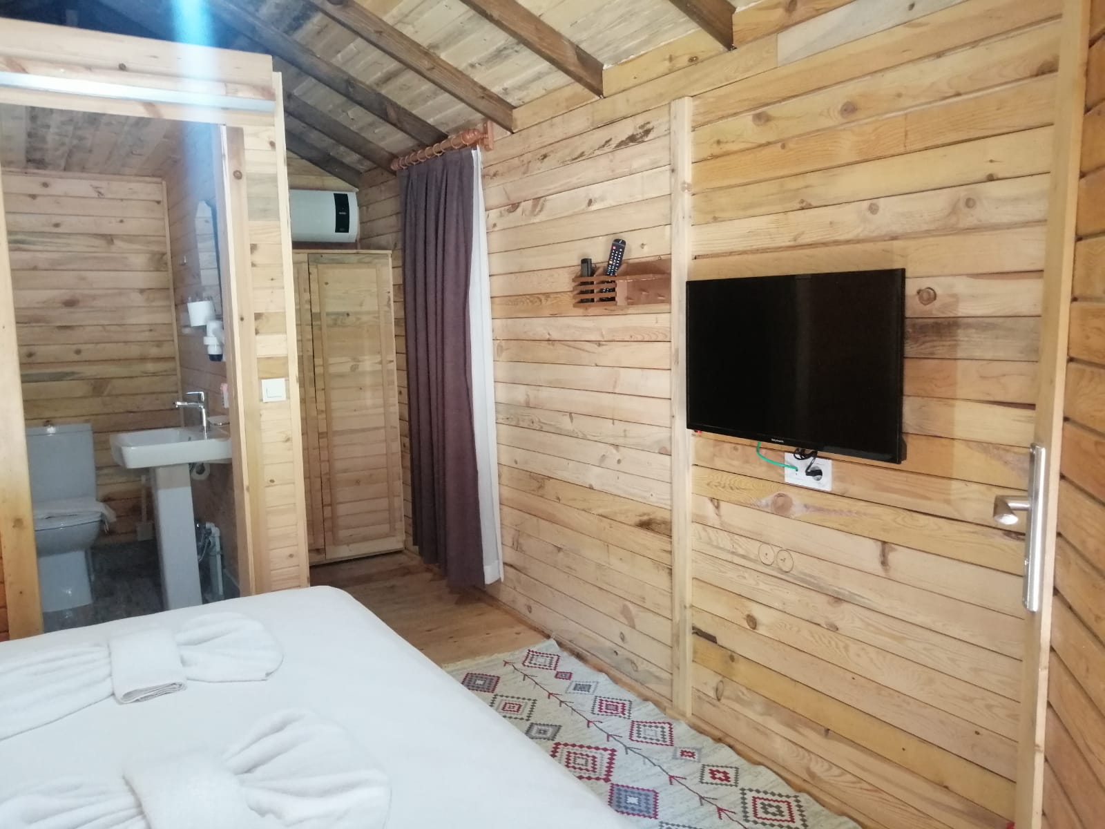 GREEN PINE BEACH & BUNGALOWS LUXURY CONSEPT