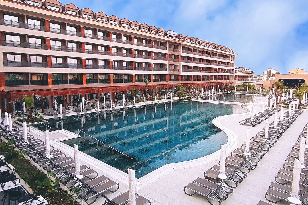 ALETRIS DELUXE HOTEL & SPA