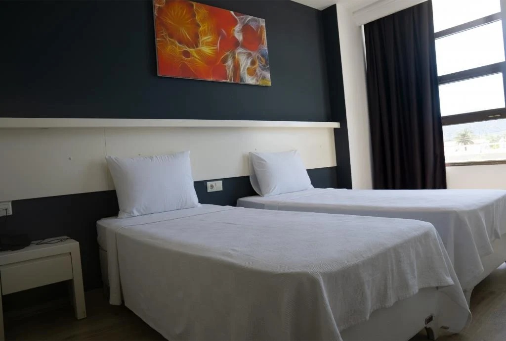 Z OTEL CESME
