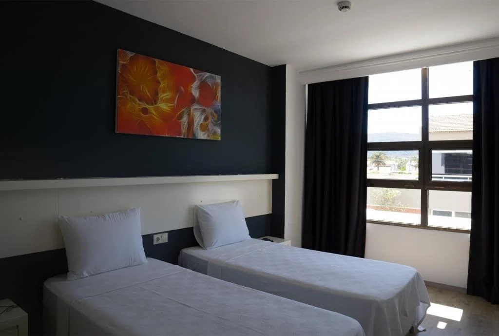 Z OTEL CESME