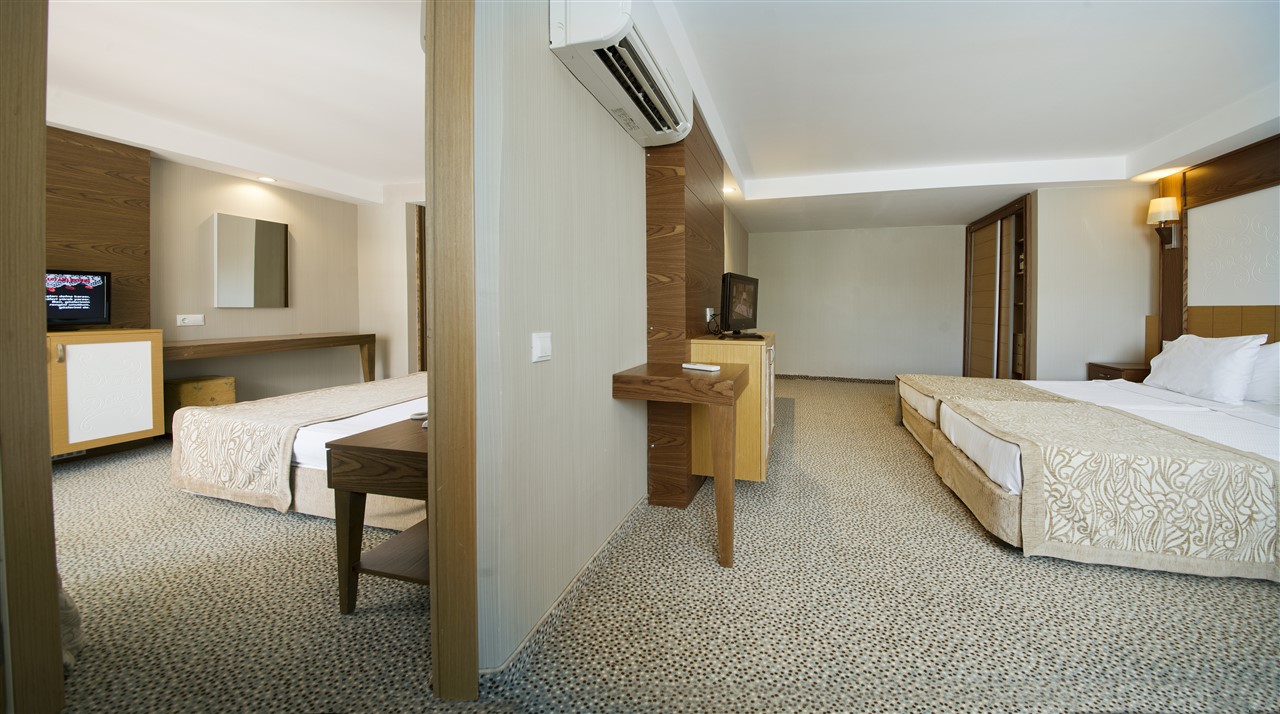 M.C. BEACH RESORT