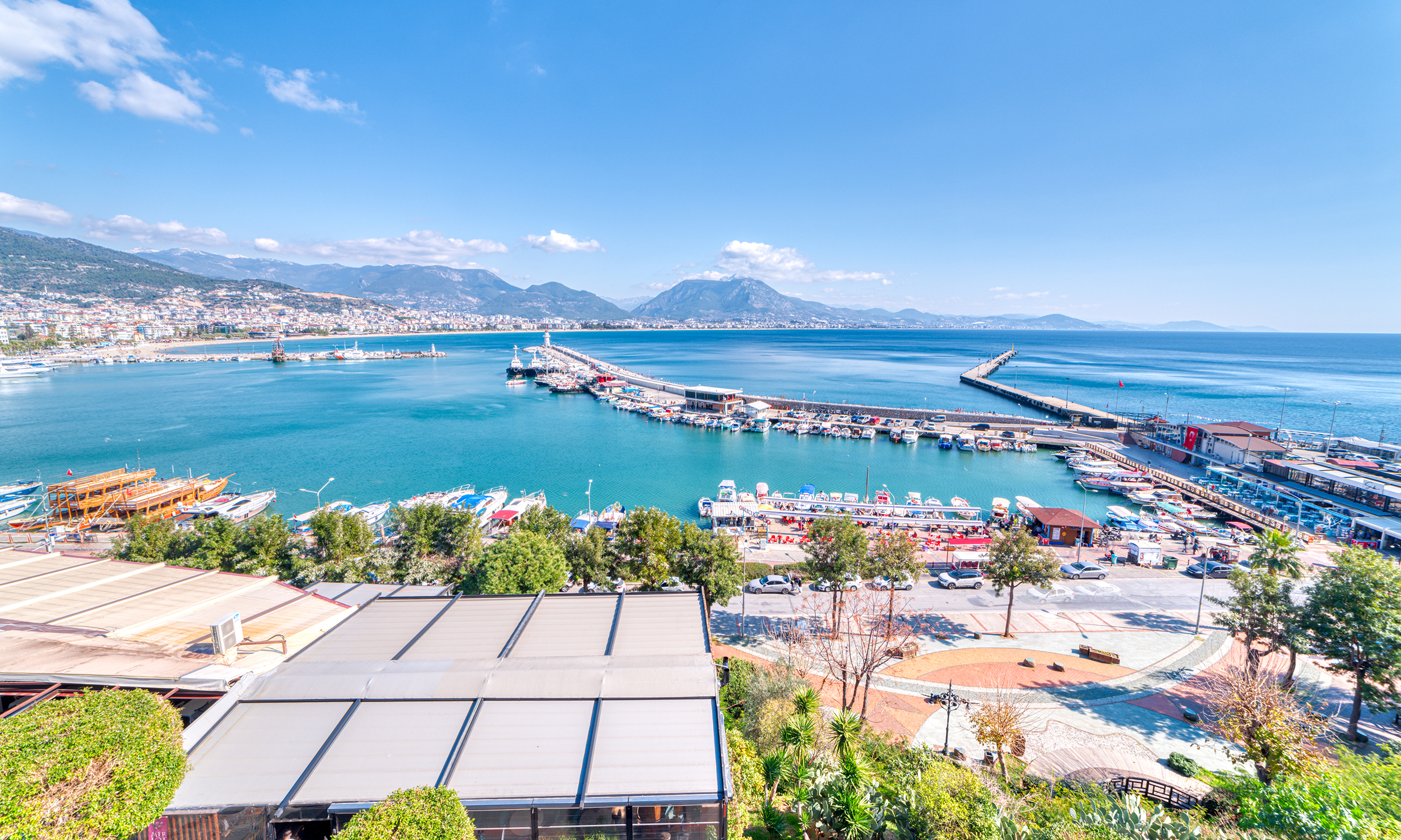 NUMA PORT HOTEL