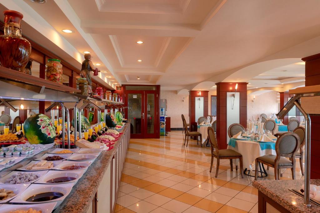 NUMA PORT HOTEL