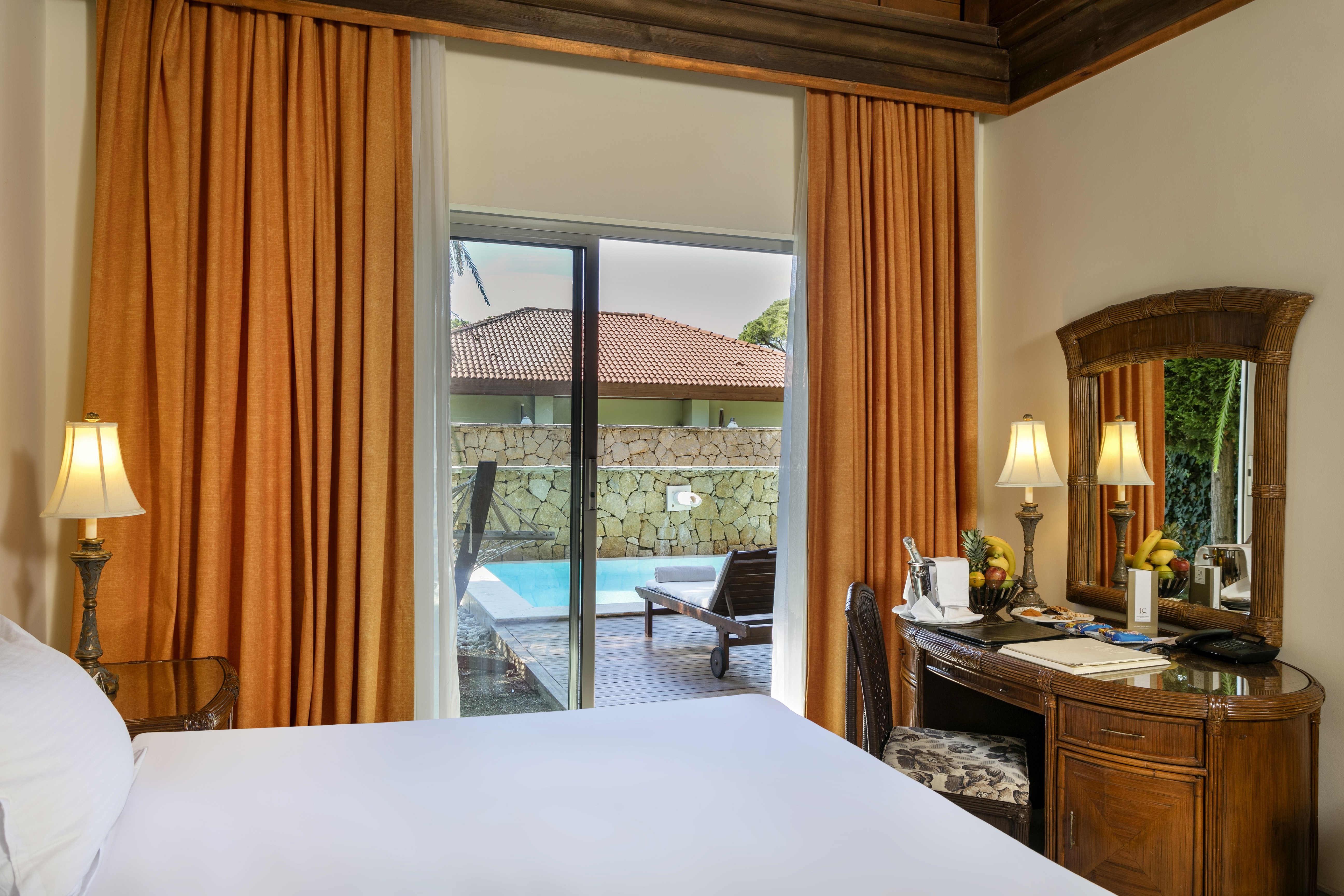 IC HOTELS RESIDENCE
