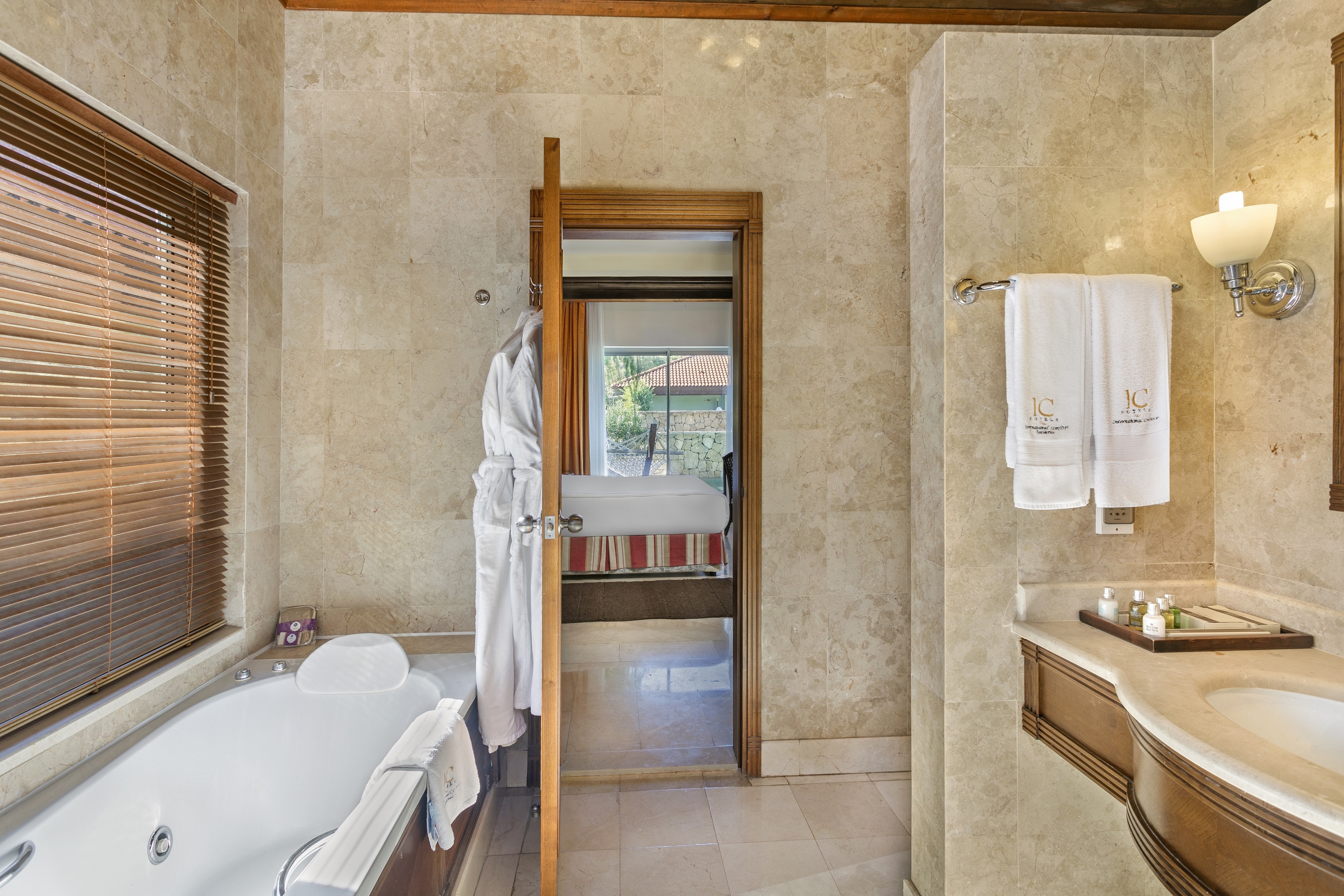 IC HOTELS RESIDENCE