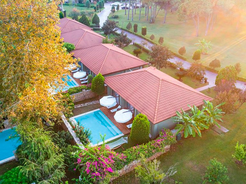 IC HOTELS RESIDENCE