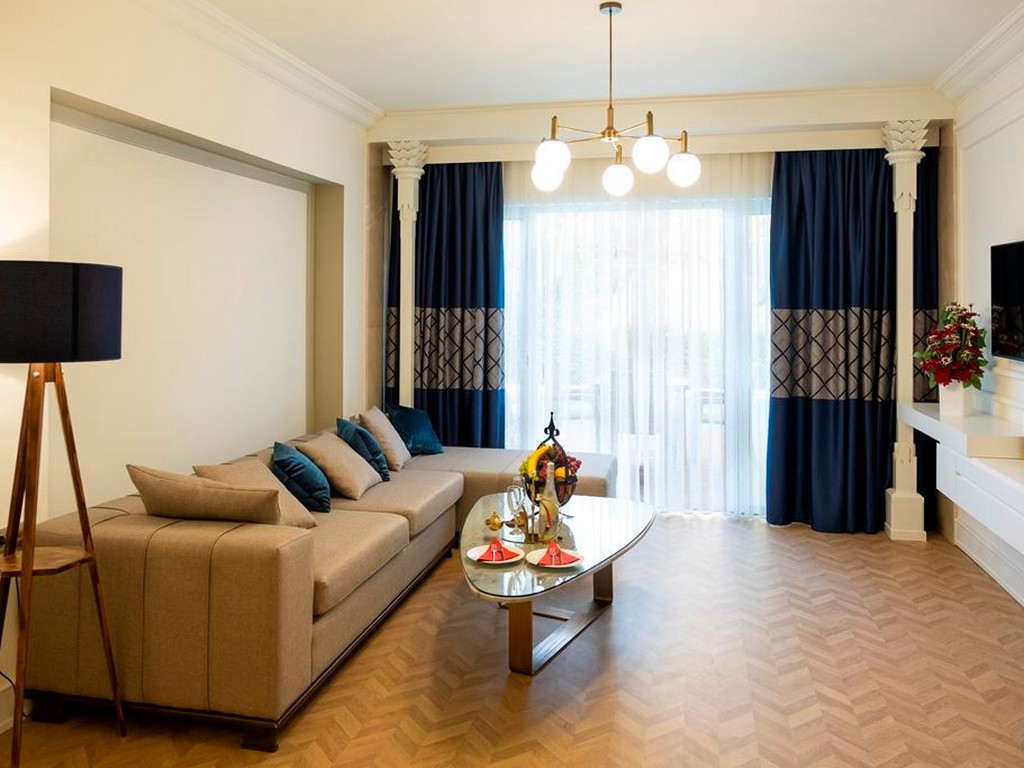 IC HOTELS RESIDENCE