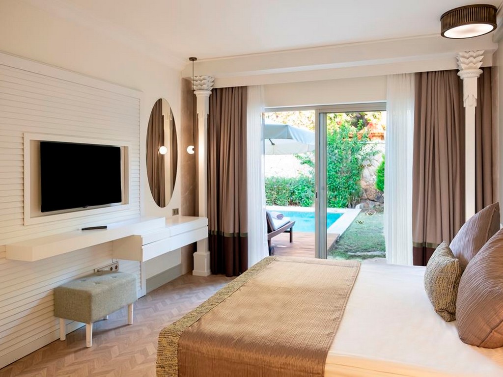 IC HOTELS RESIDENCE